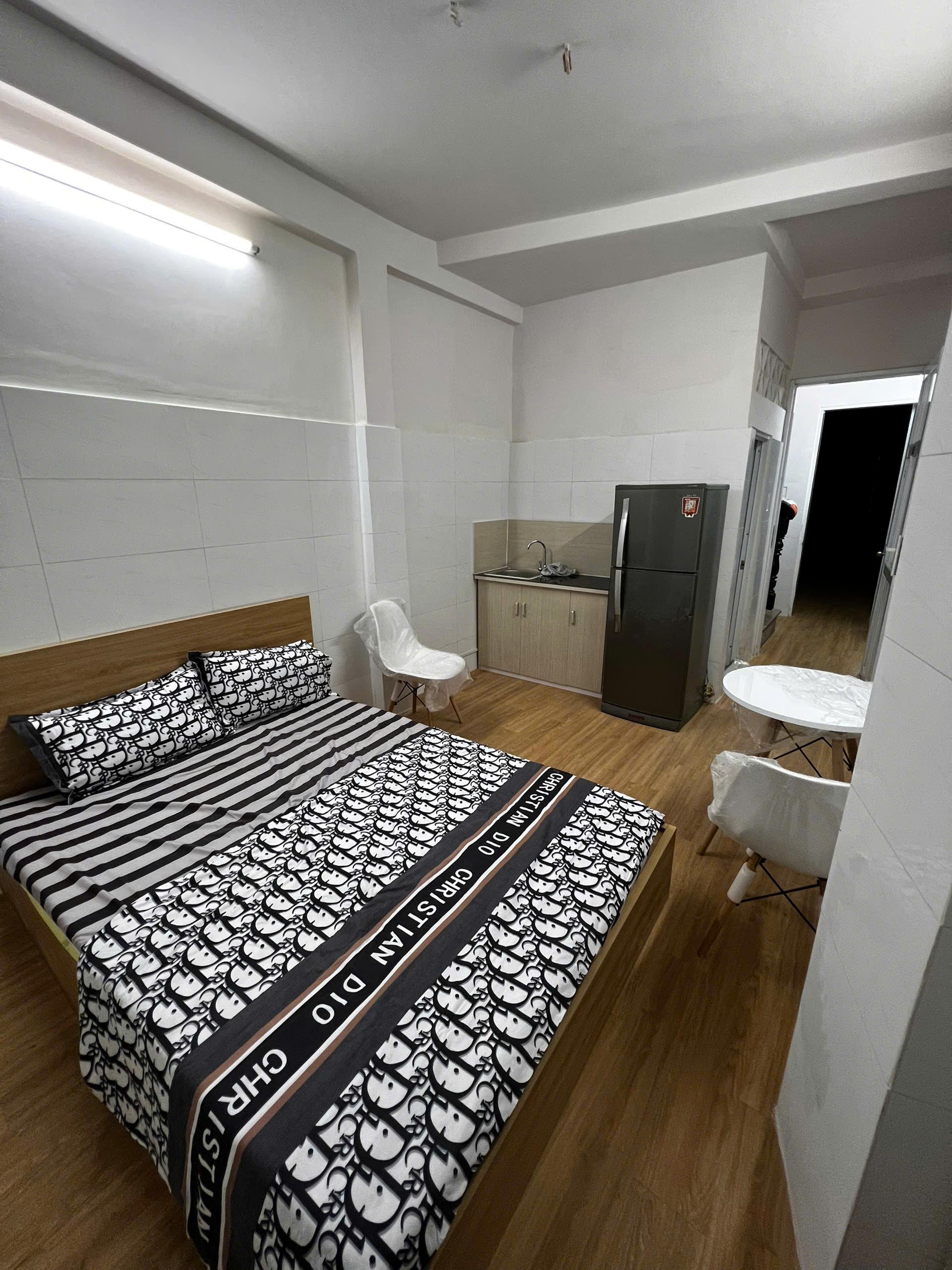 190 ĐINH TIÊN HOÀNG