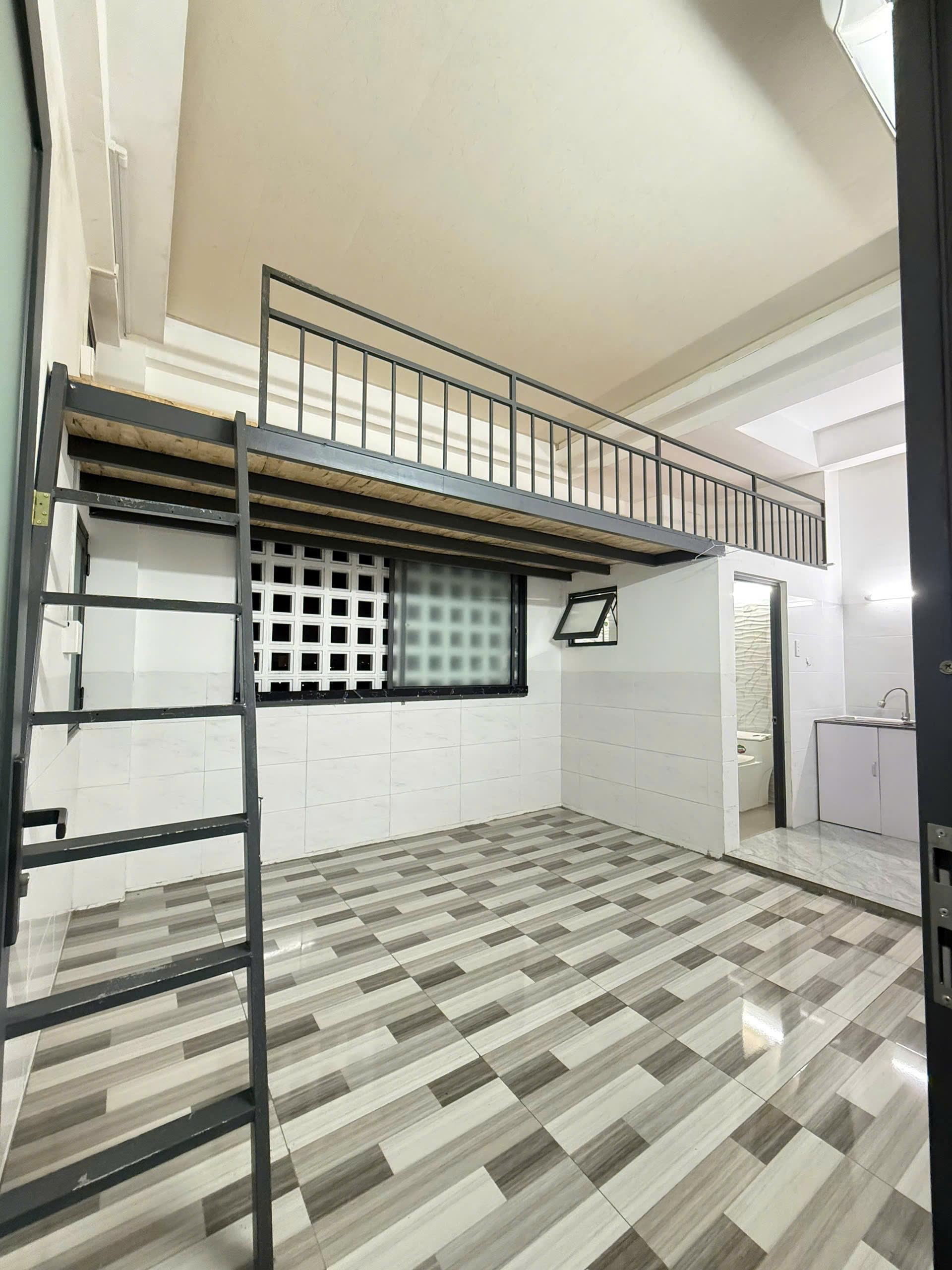 40/5 ĐÔNG HƯNG THUẬN 14B