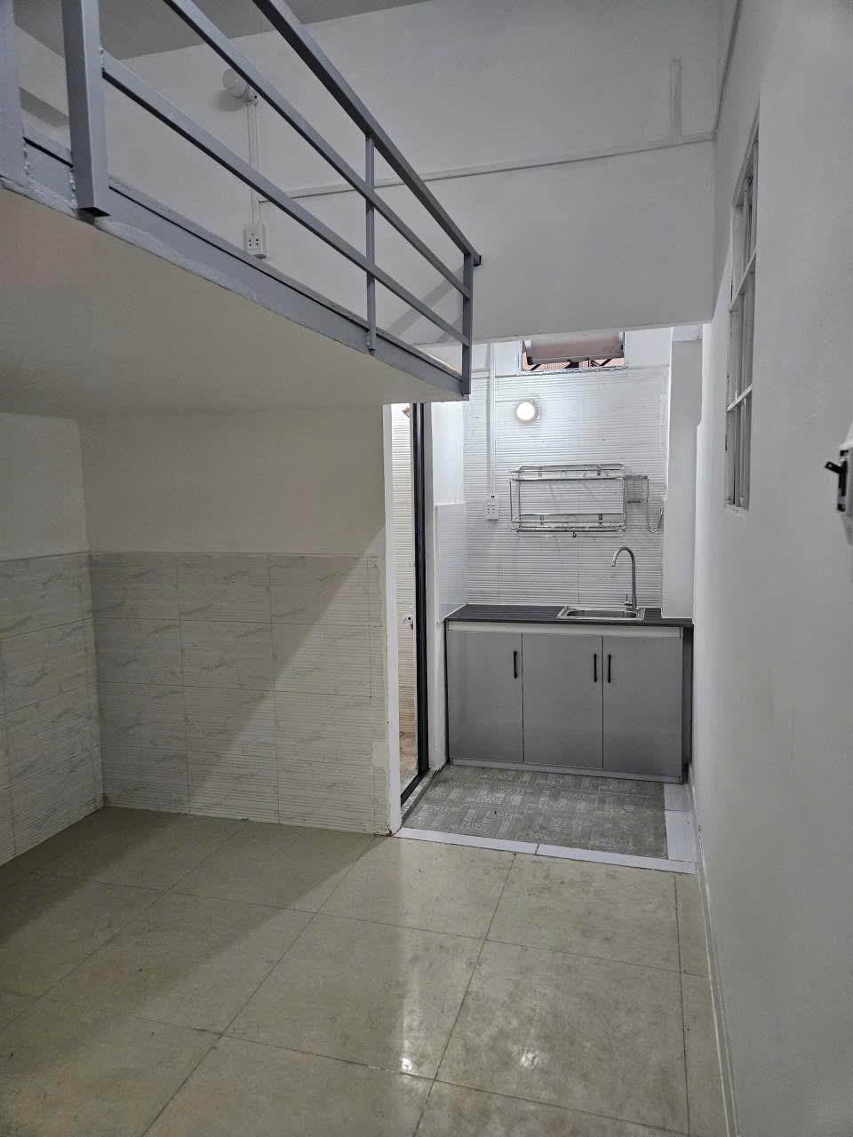 108/6A MIẾU BÌNH ĐÔNG