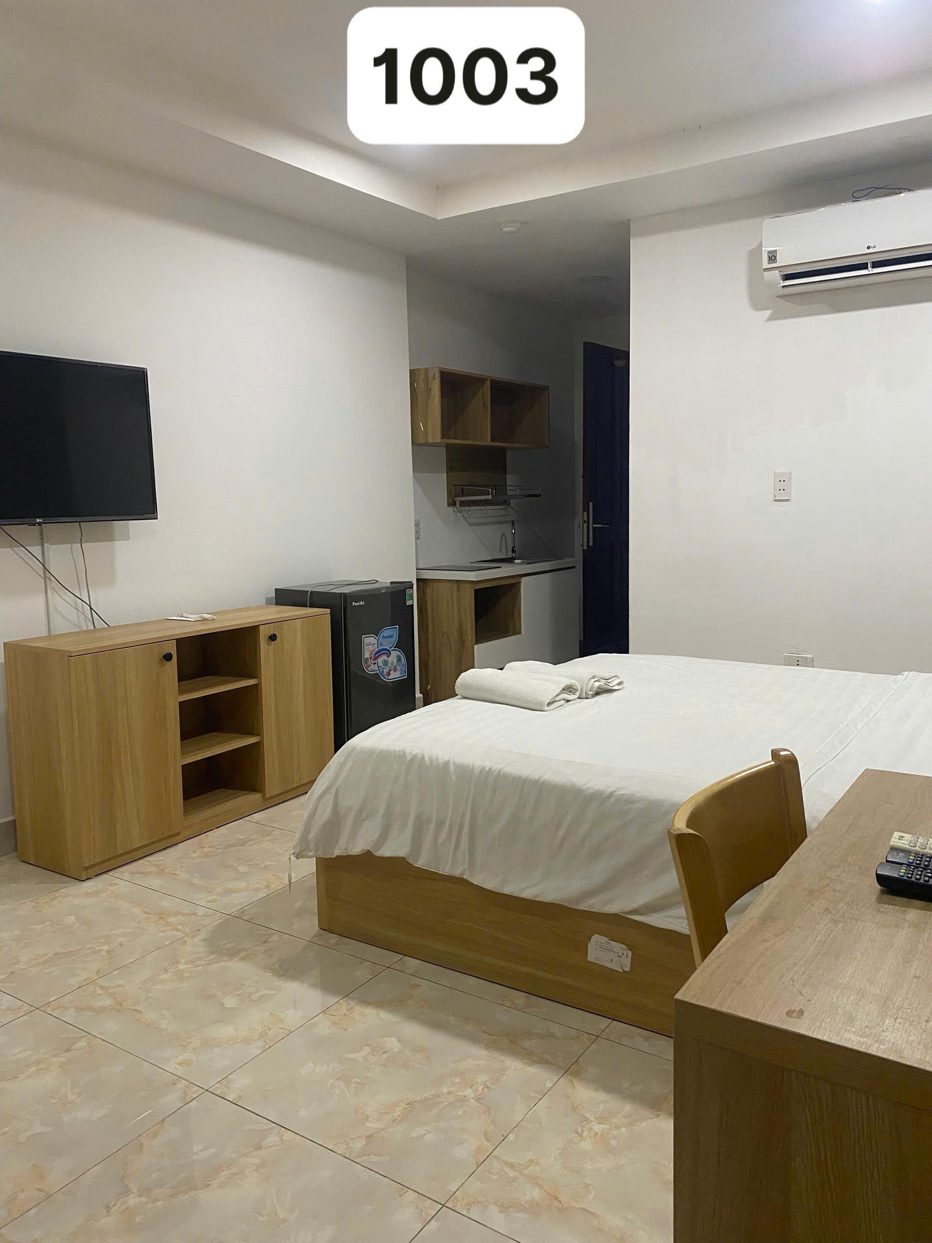 13-15 HOÀNG QUỐC VIỆT