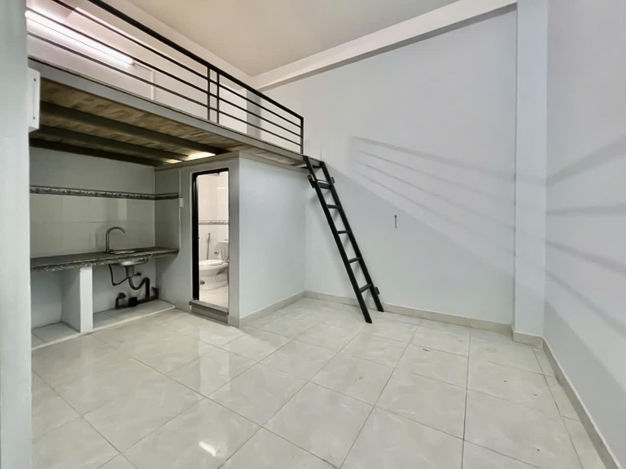 61/3D THÁI THỊ GIỮ