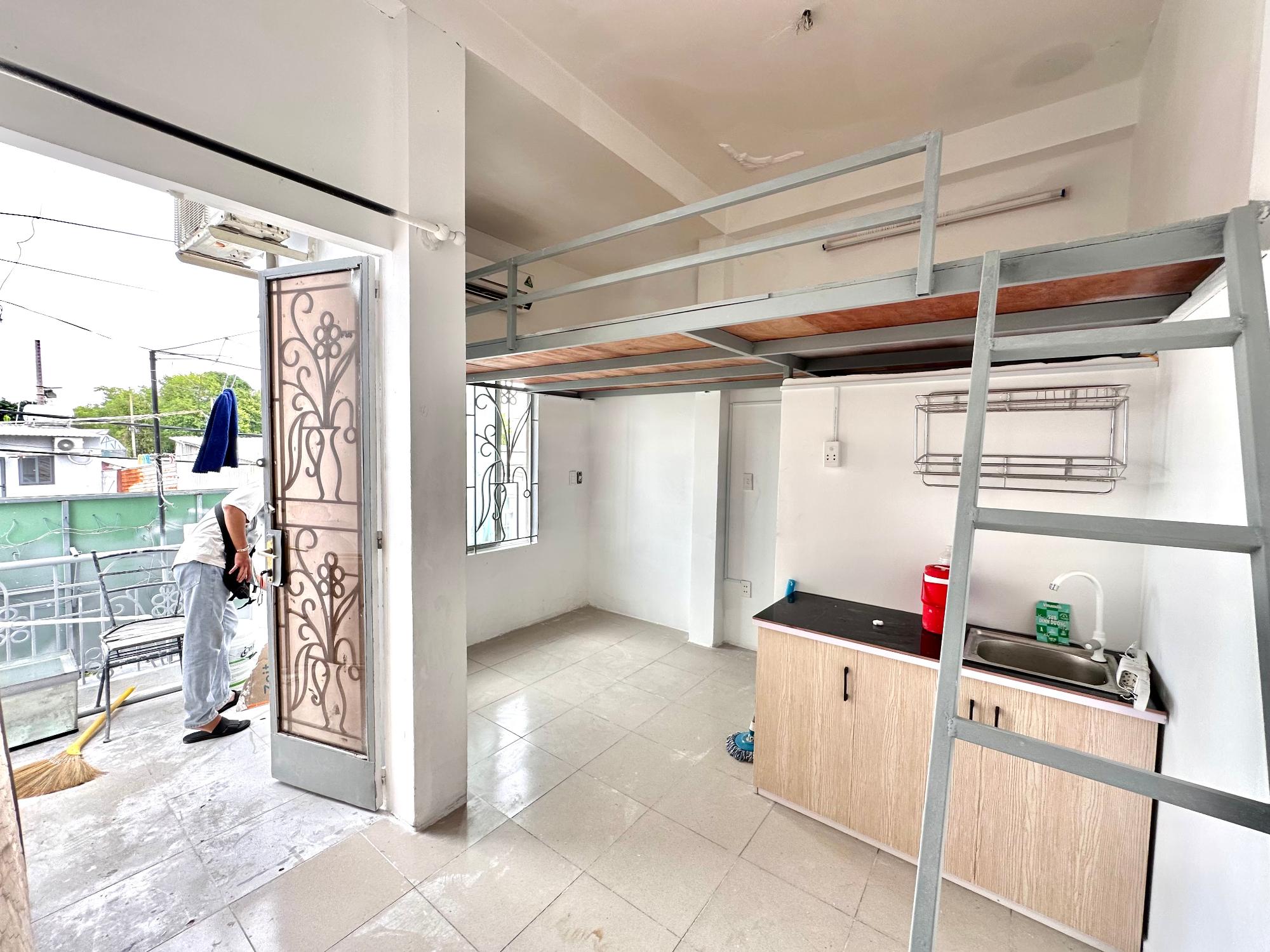 122/137 PHÚ ĐỊNH