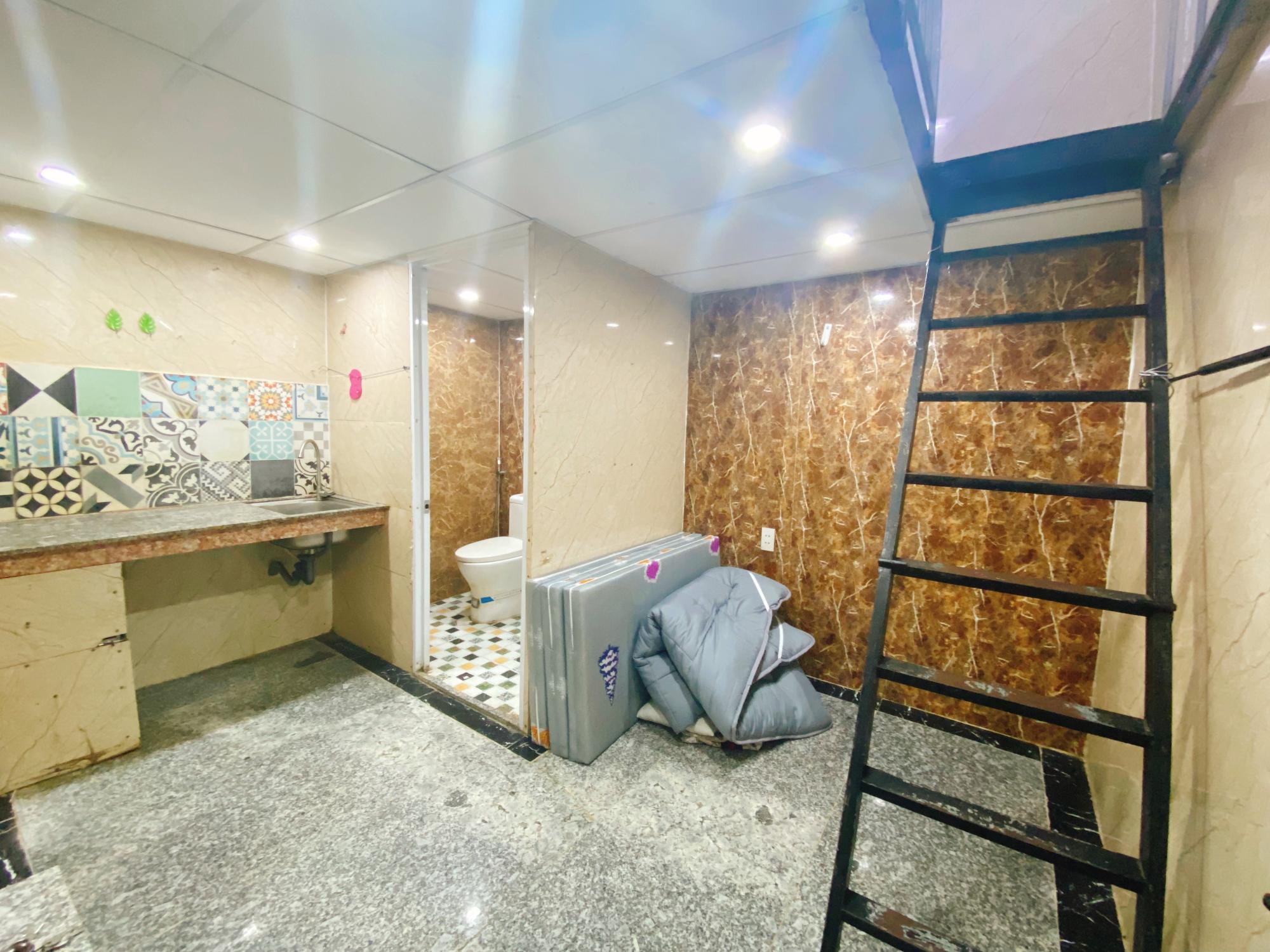 1017/56AB HỒNG BÀNG