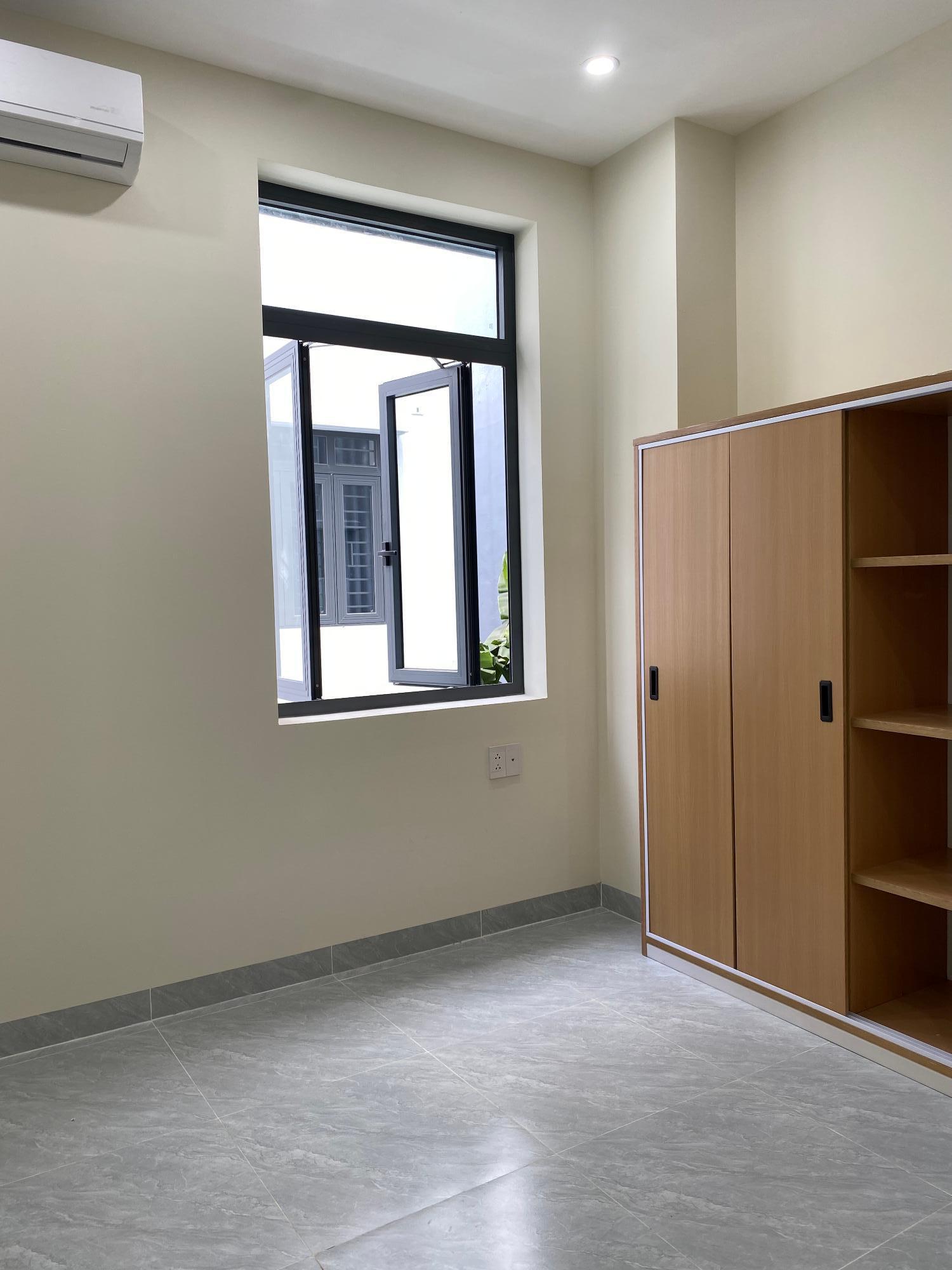 3278 PHẠM THẾ HIỂN