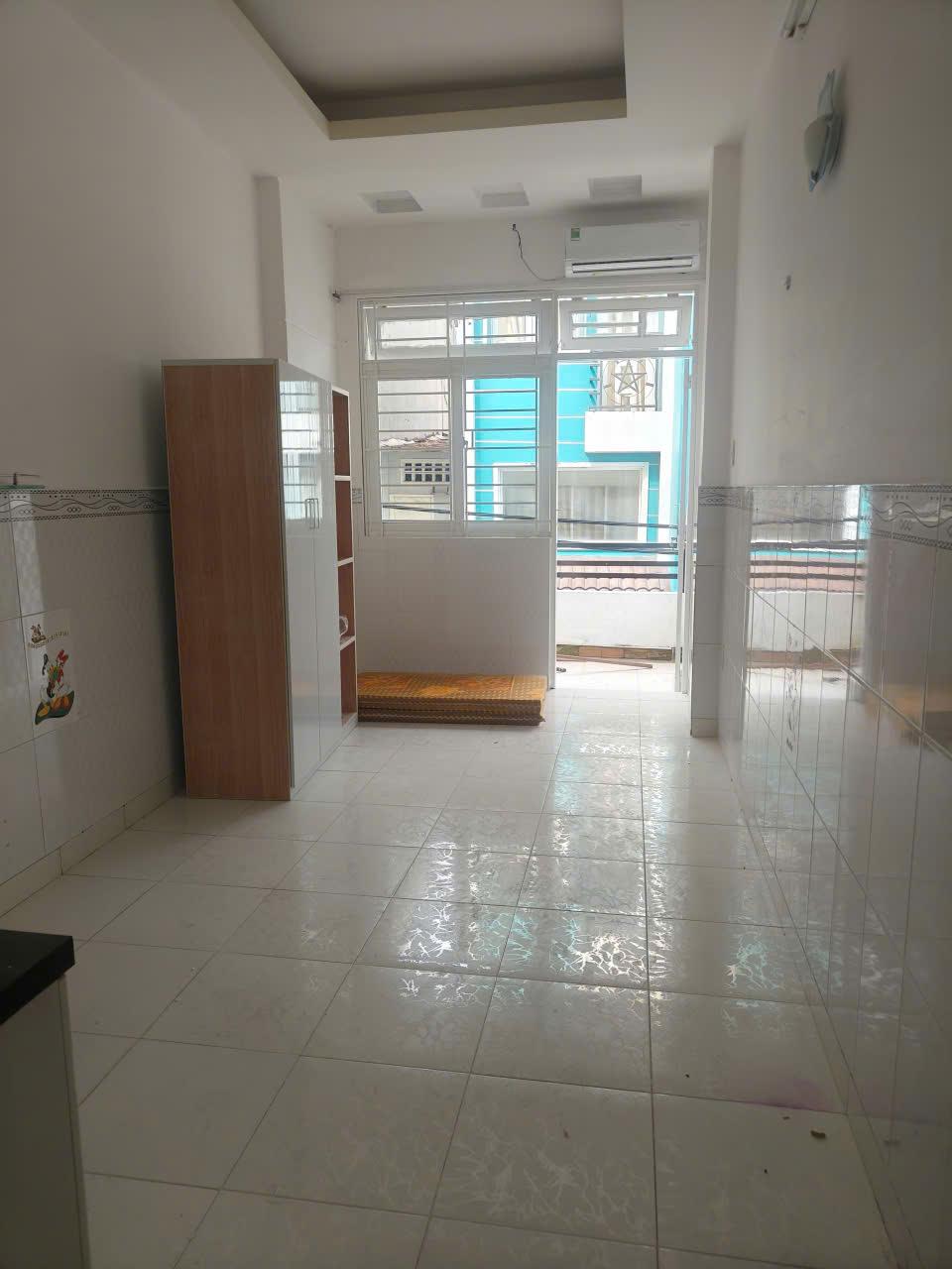 243/42B/7 TÔN ĐẢN