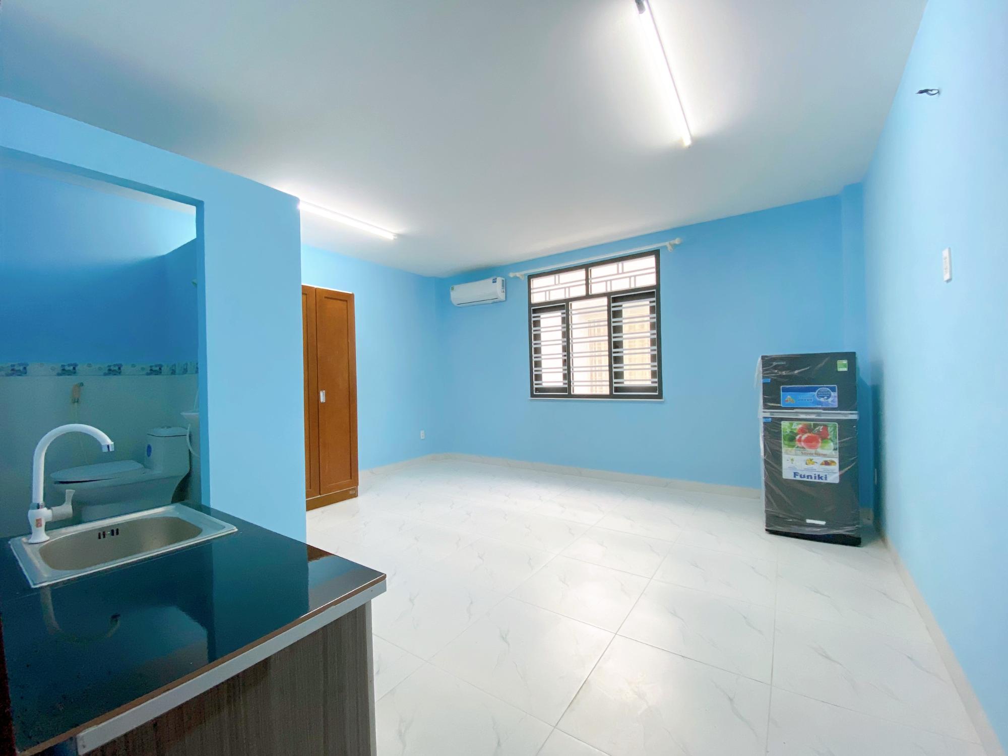 3100 PHẠM THẾ HIỂN