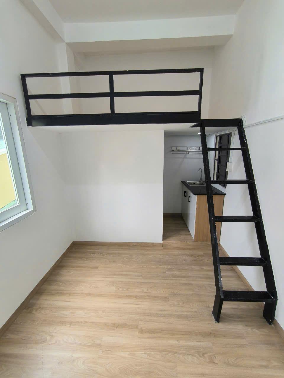 76/50C PHAN TÂY HỒ