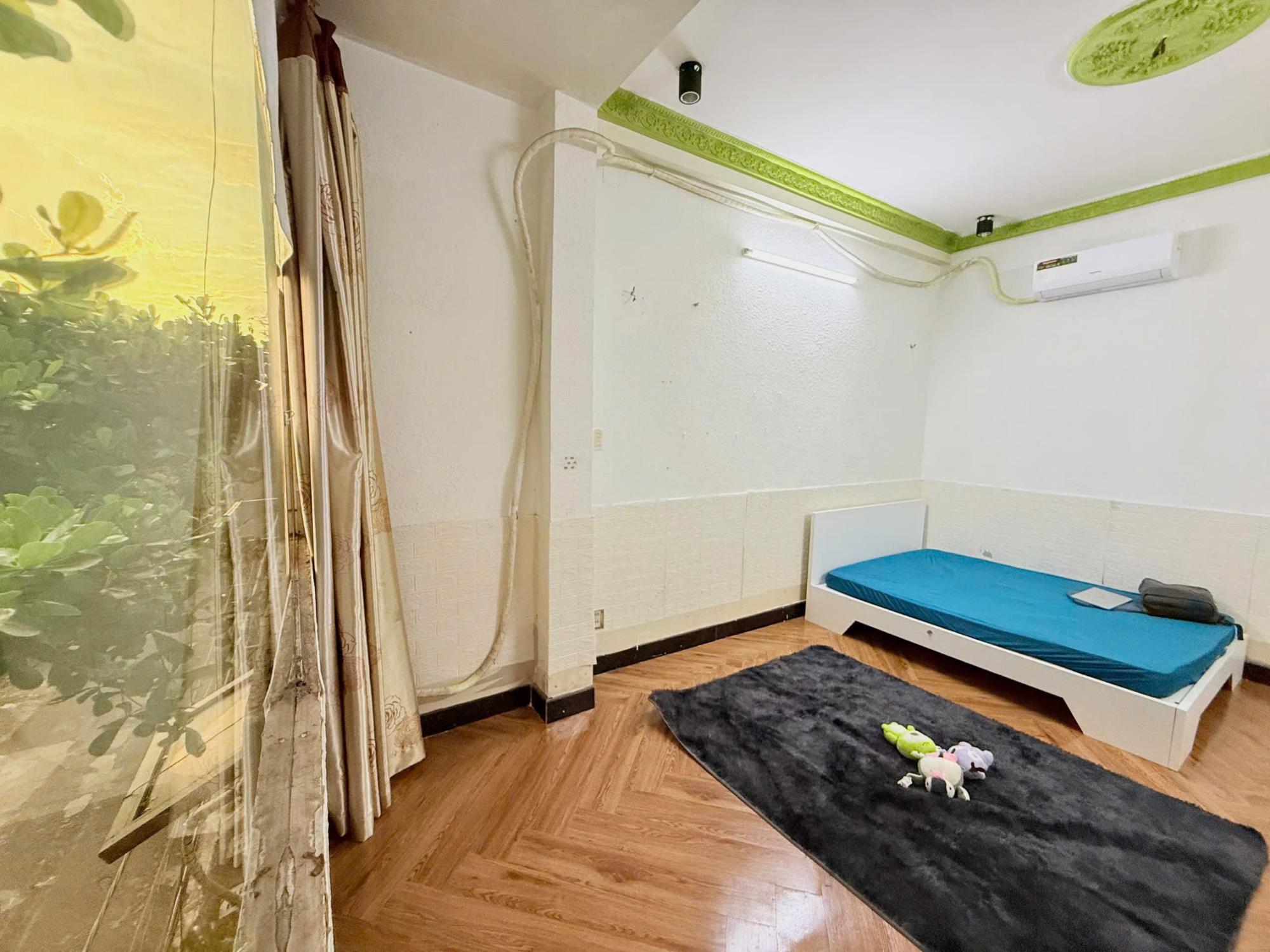 12 ĐƯỜNG SỐ 76