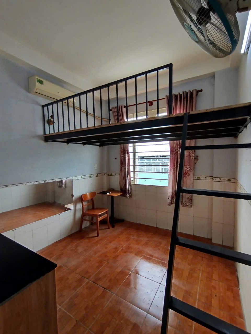 49/16 PHẠM VĂN SÁNG