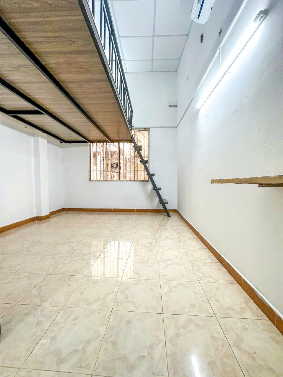 724/29 NGUYỄN KIỆM