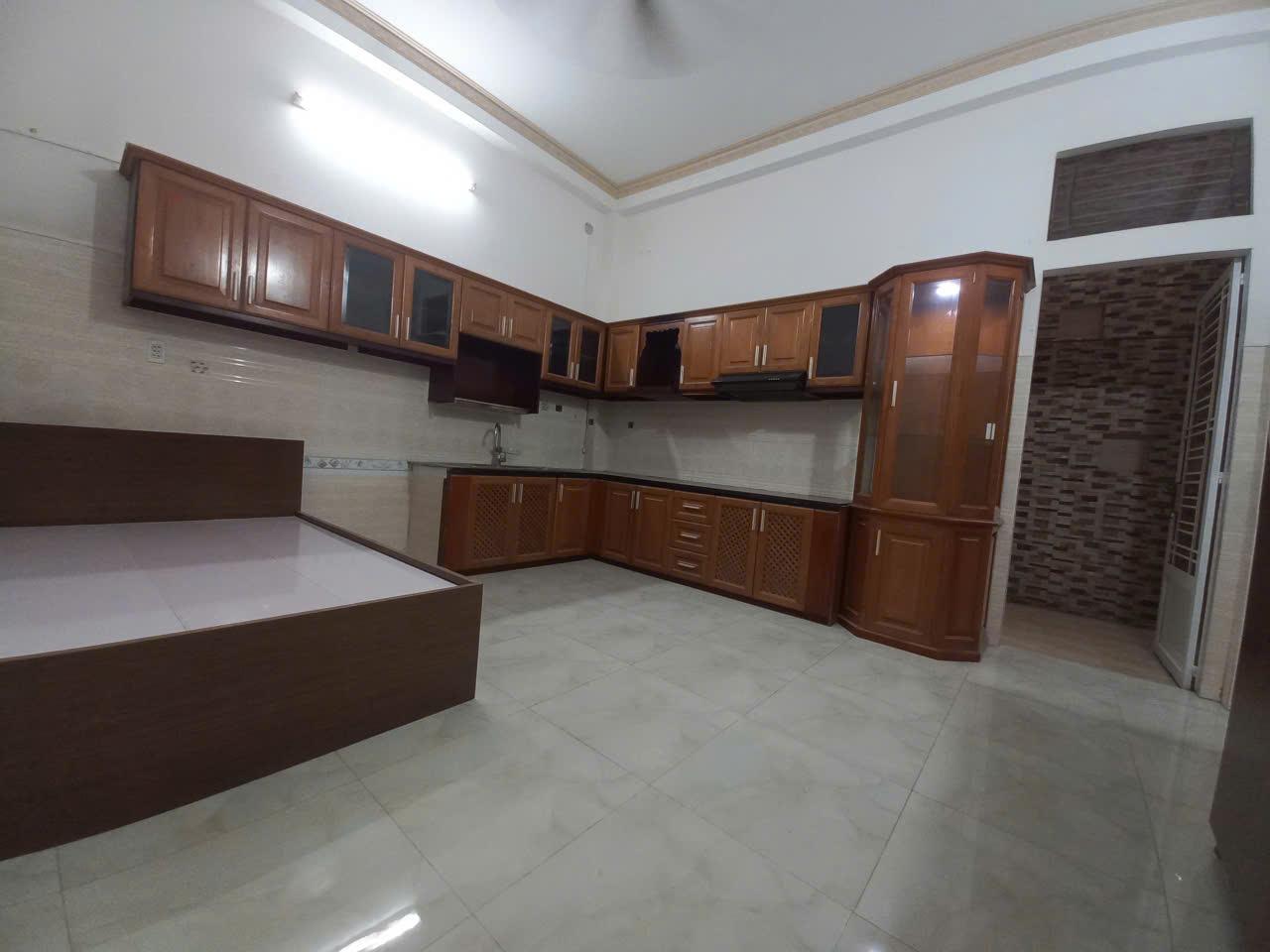 22 QUÁCH HỮU NGHIÊM
