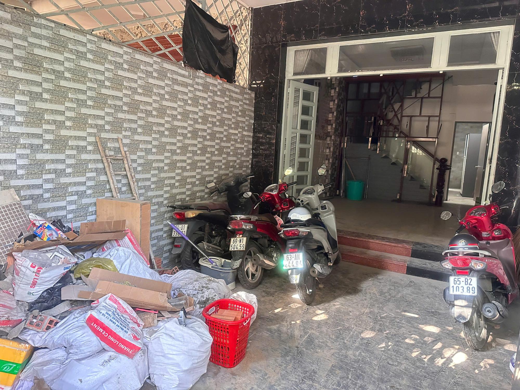 129/14B LÊ ĐÌNH CẨN