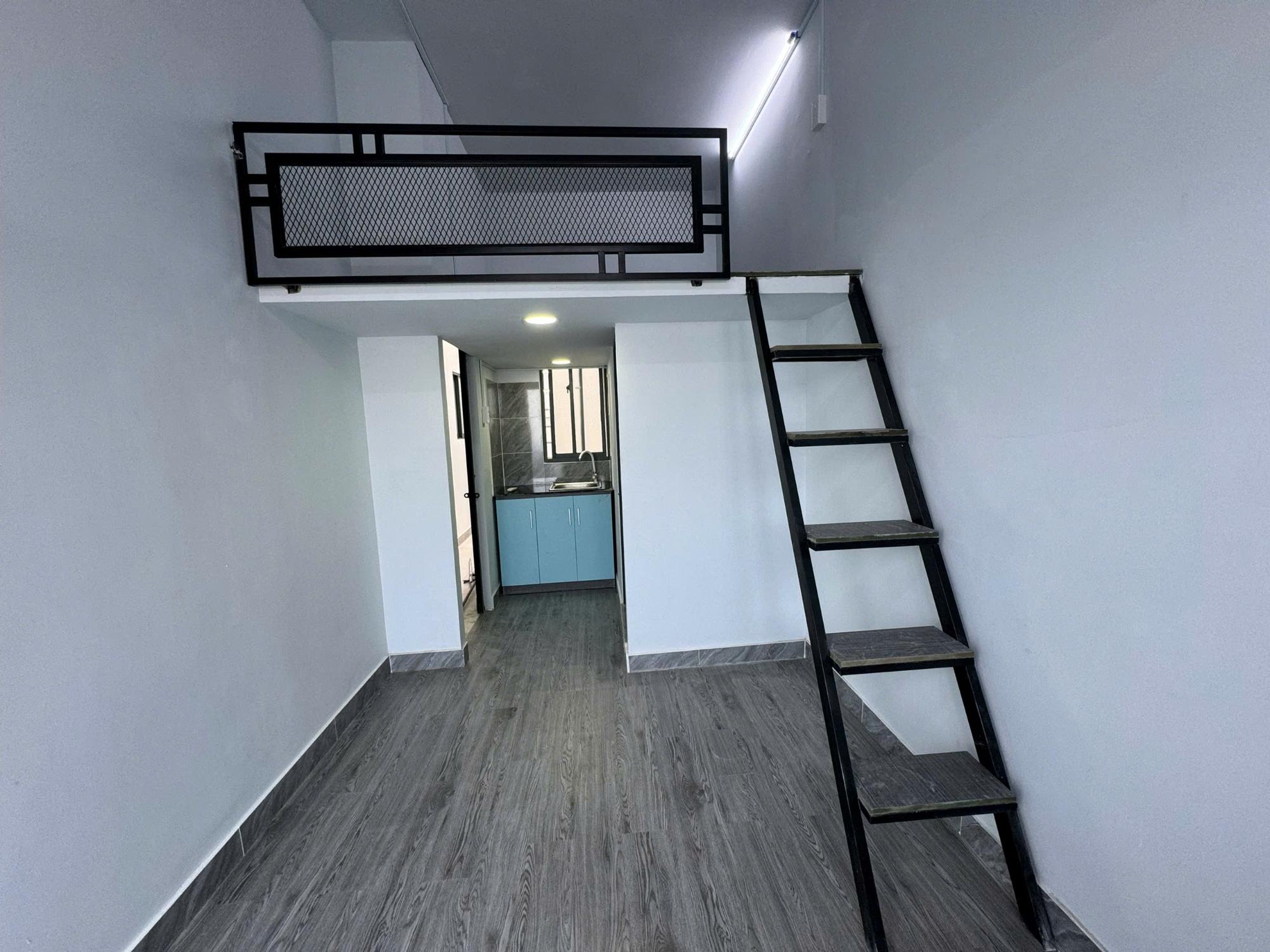 452/C13 PHAN VĂN TRỊ