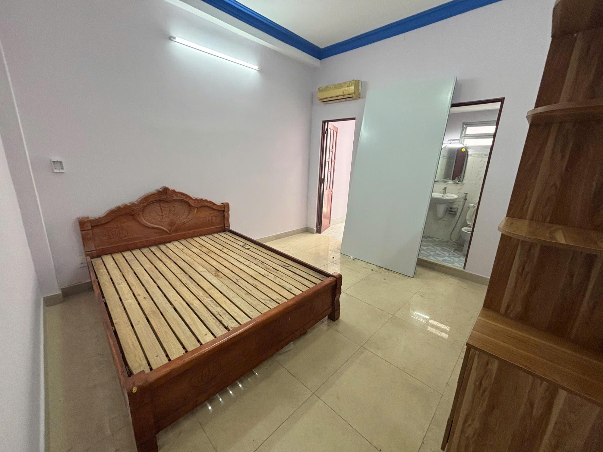 B6 CƯ XÁ PHÚ LÂM B