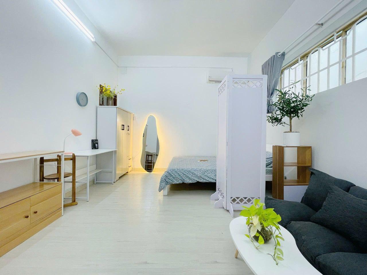 10/6 TRẦN NHẬT DUẬT