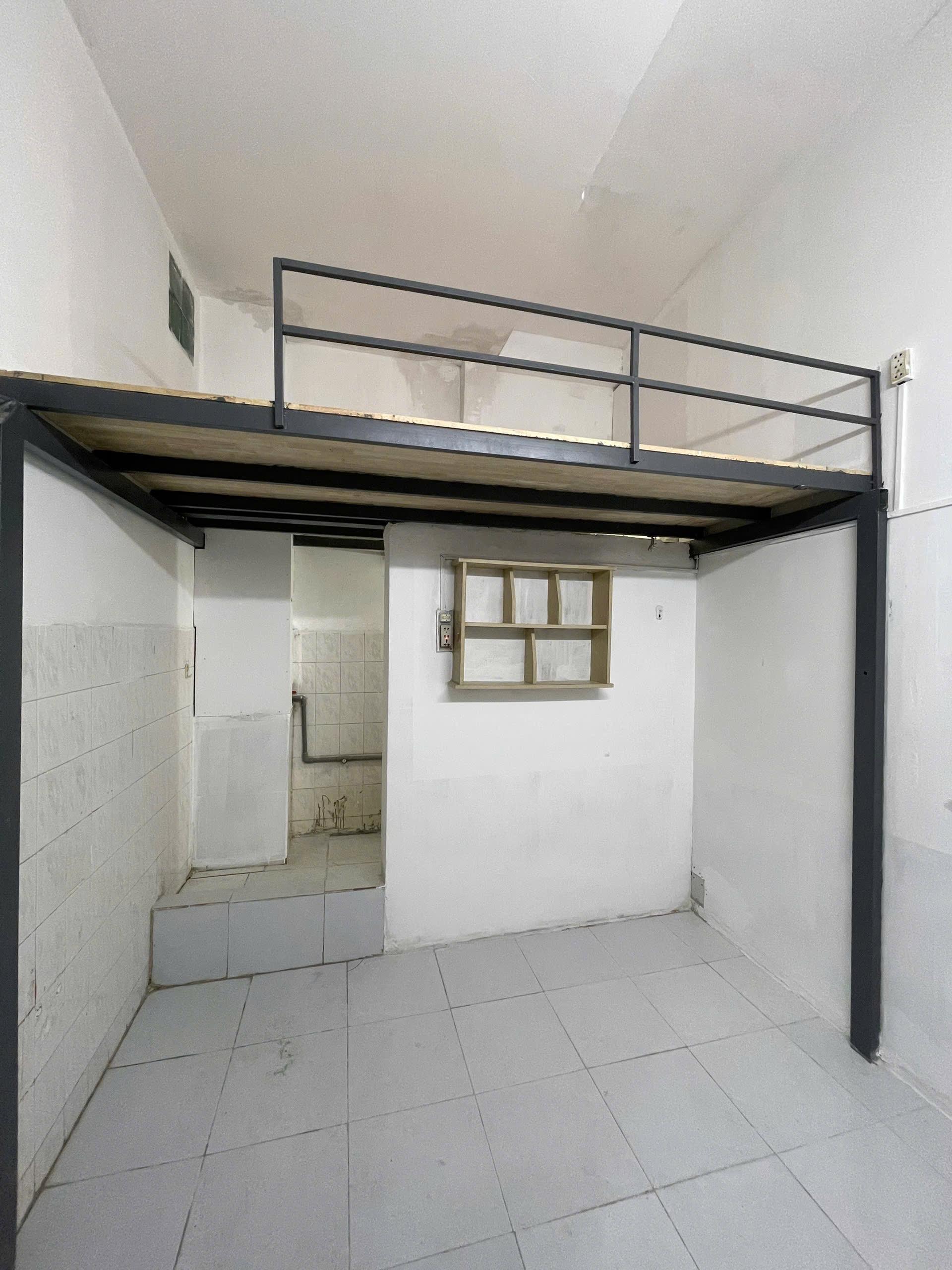 196/11 CỘNG HOÀ
