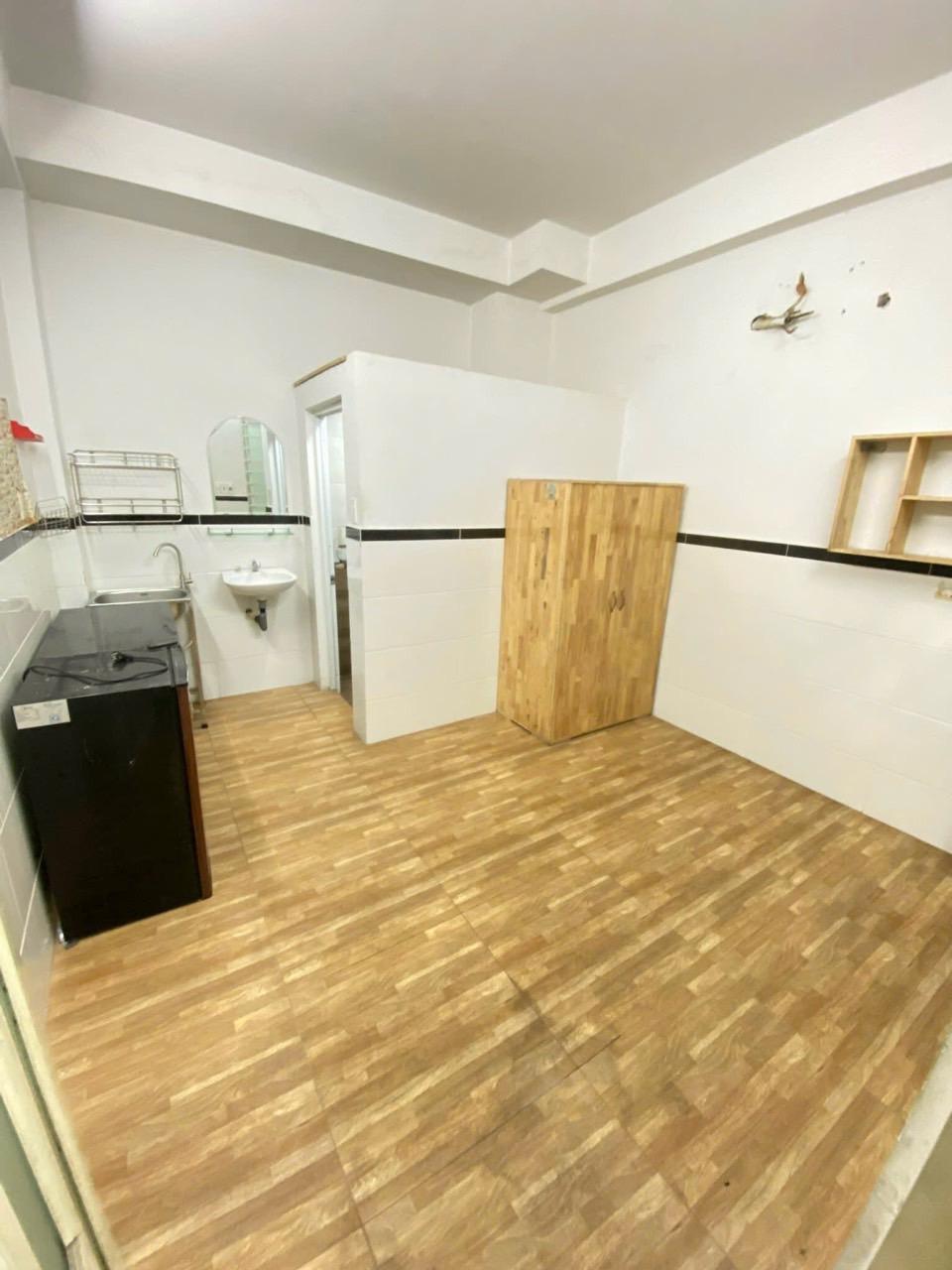 15/21 NGUYỄN PHÚC CHU