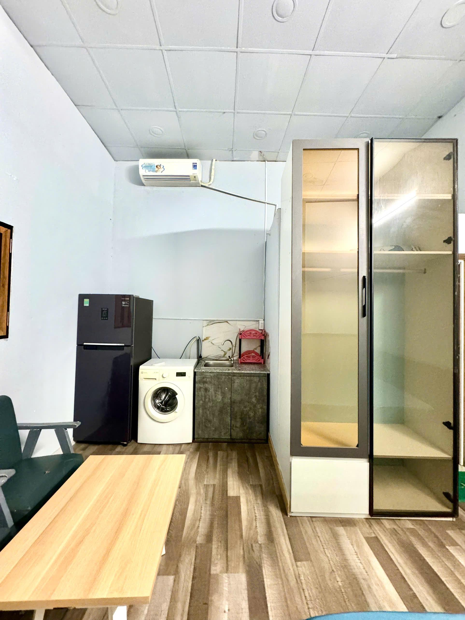 255 LÊ VĂN LƯƠNG