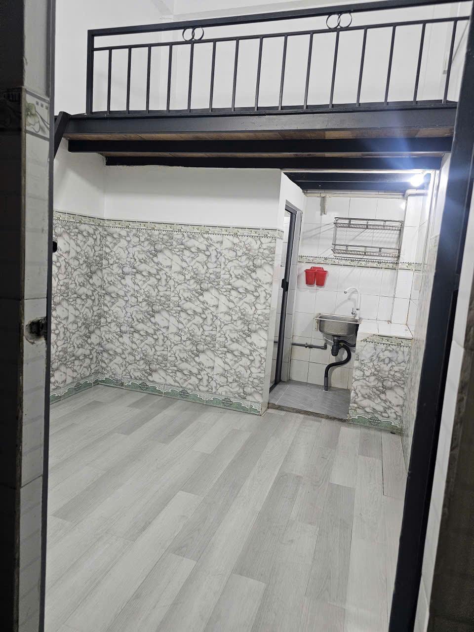 236 NGUYỄN TRI PHƯƠNG