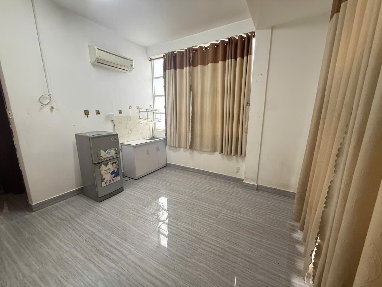 181/37 ÂU DƯƠNG LÂN