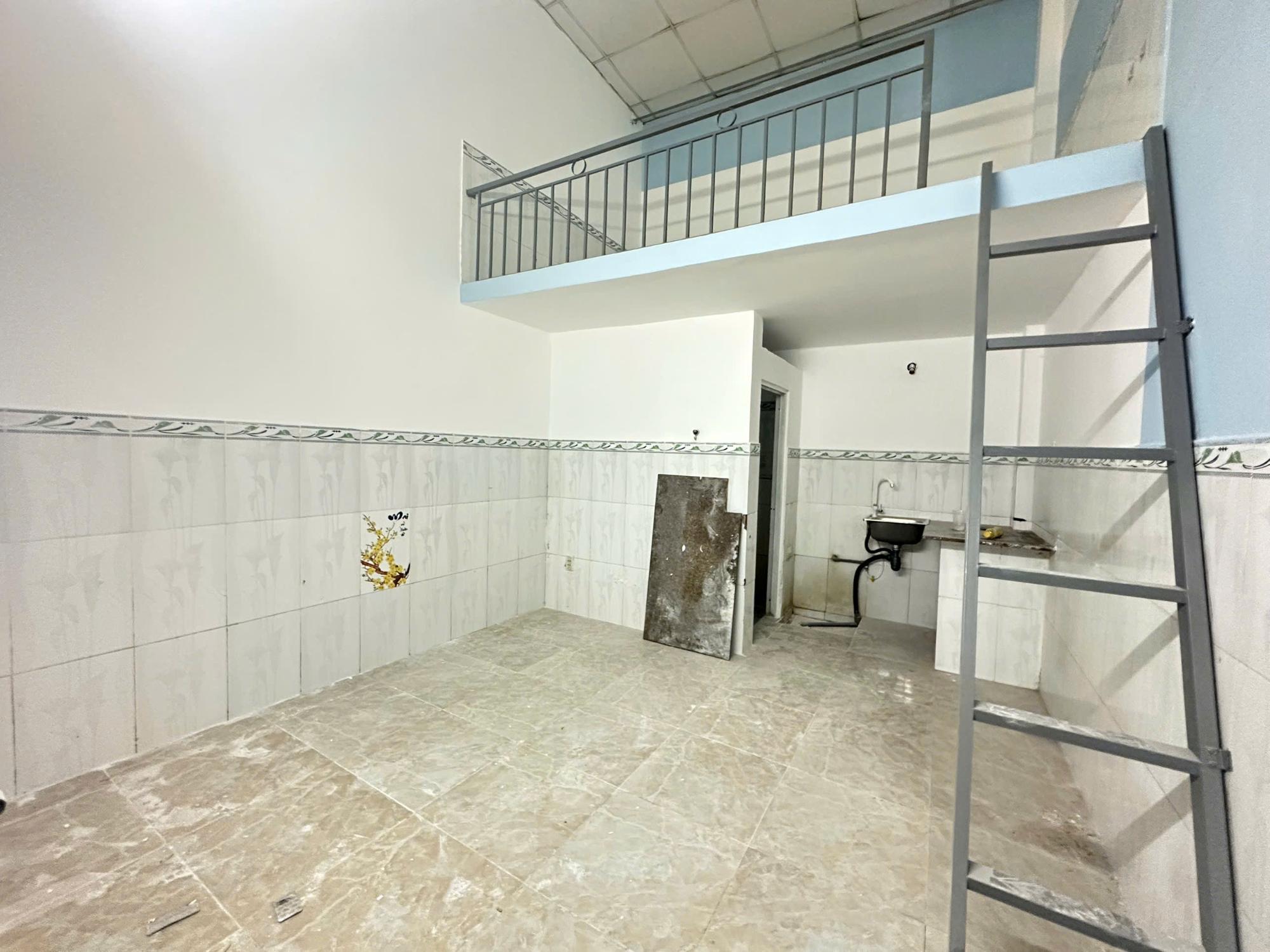 321/9 ĐƯỜNG ỐNG NƯỚC THÔ