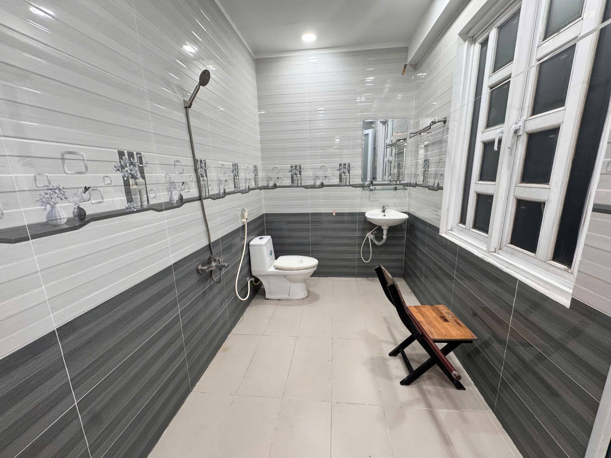 Hình ảnh phòng 8