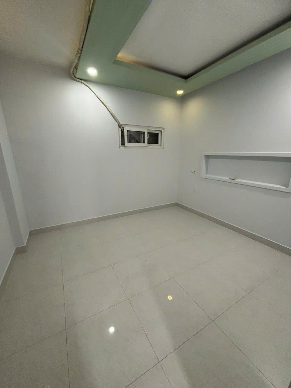 186/1/8 VÕ VĂN NGÂN