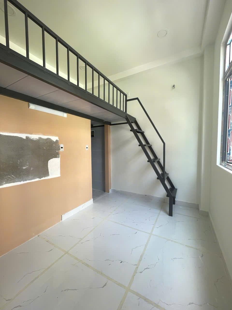 27/4 NGUYỄN THỊ THẬP