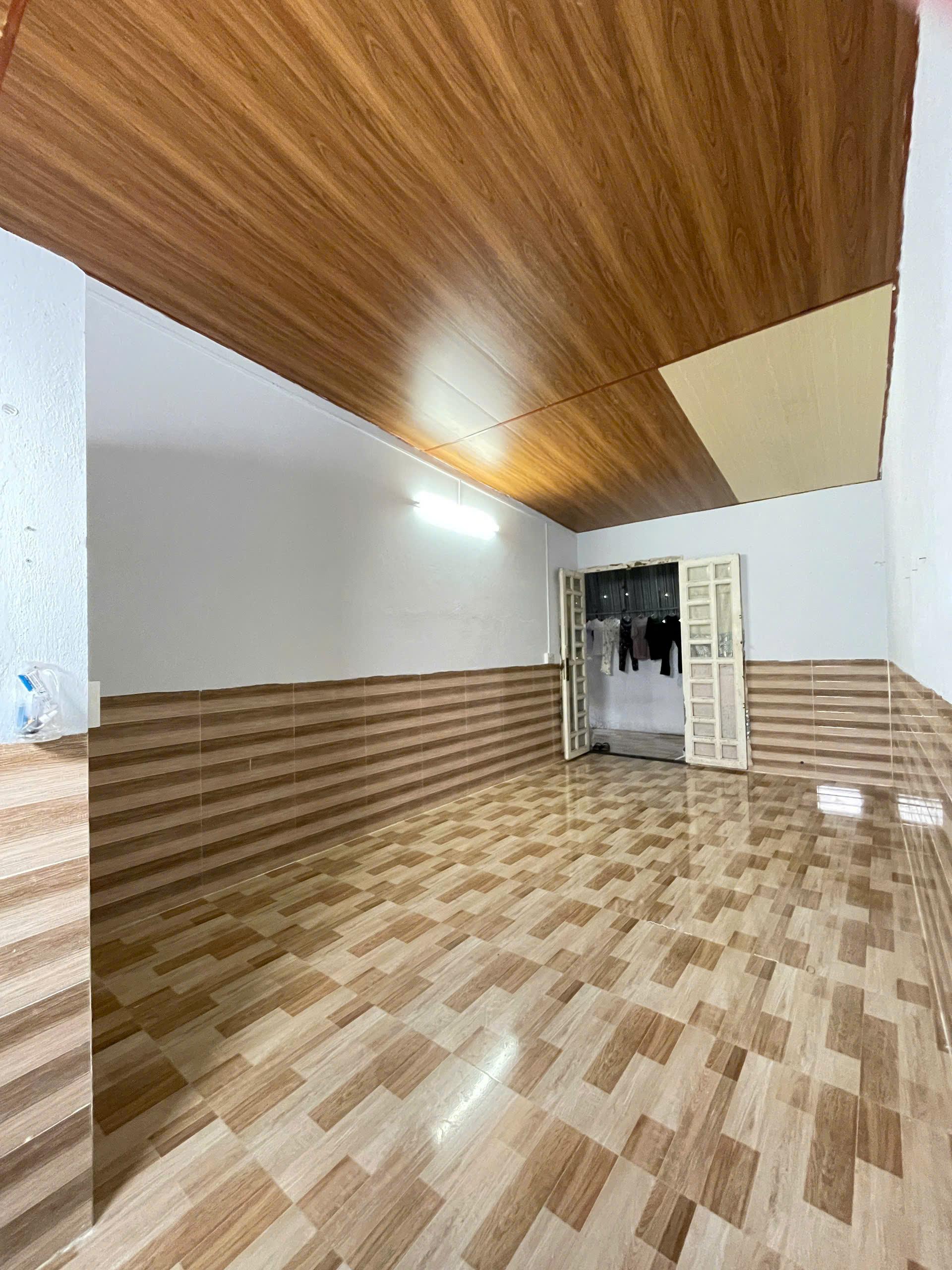 NGUYỄN THỊ TẠO