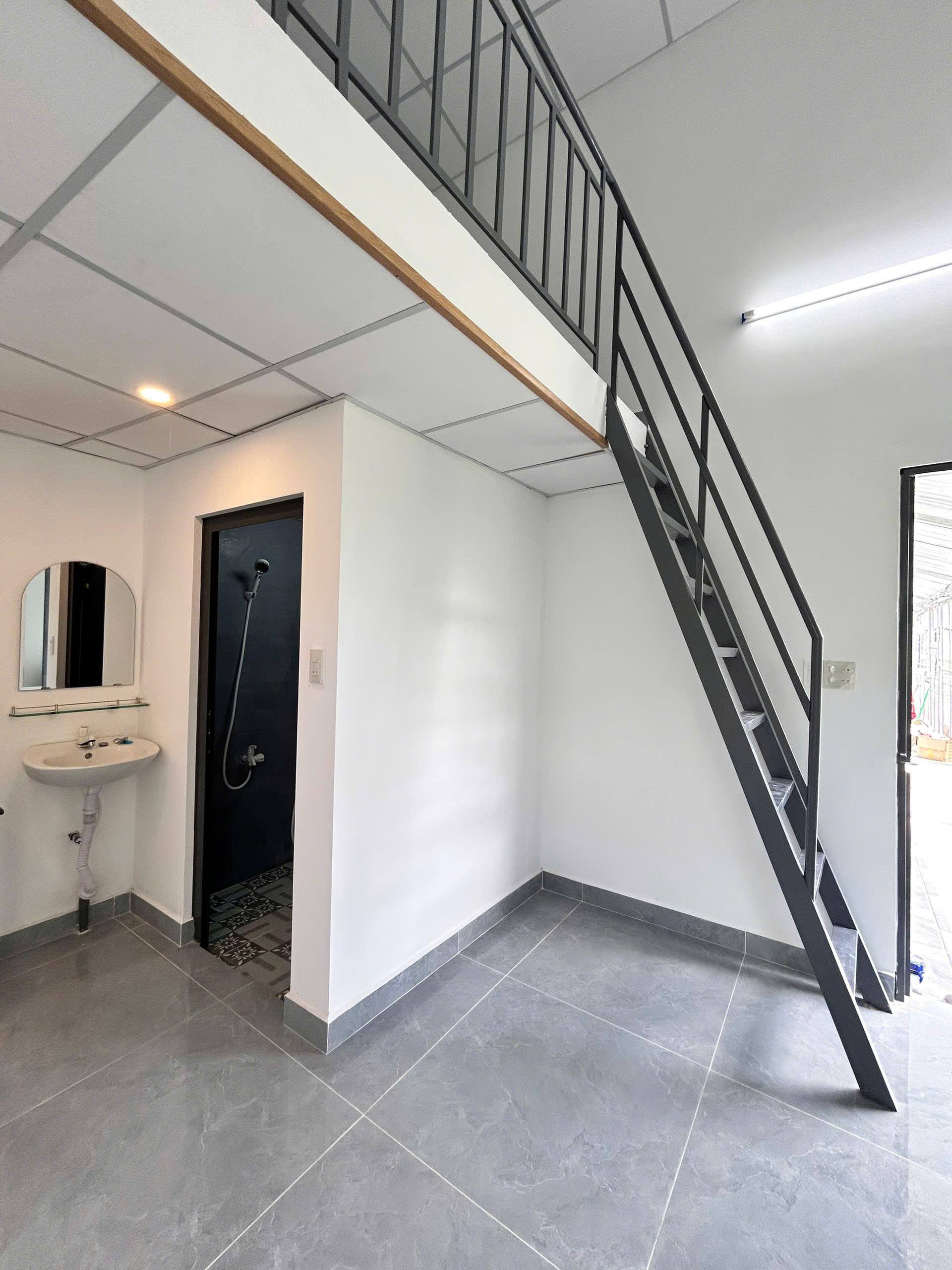 FPT BÌNH THƯỜNG B LONG TUYỀN