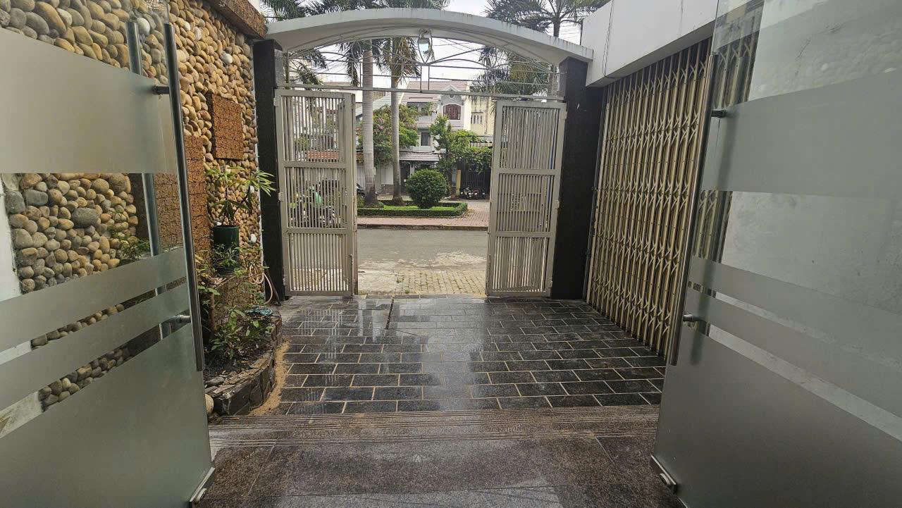 38 ĐƯỜNG 270 CAO LỖ