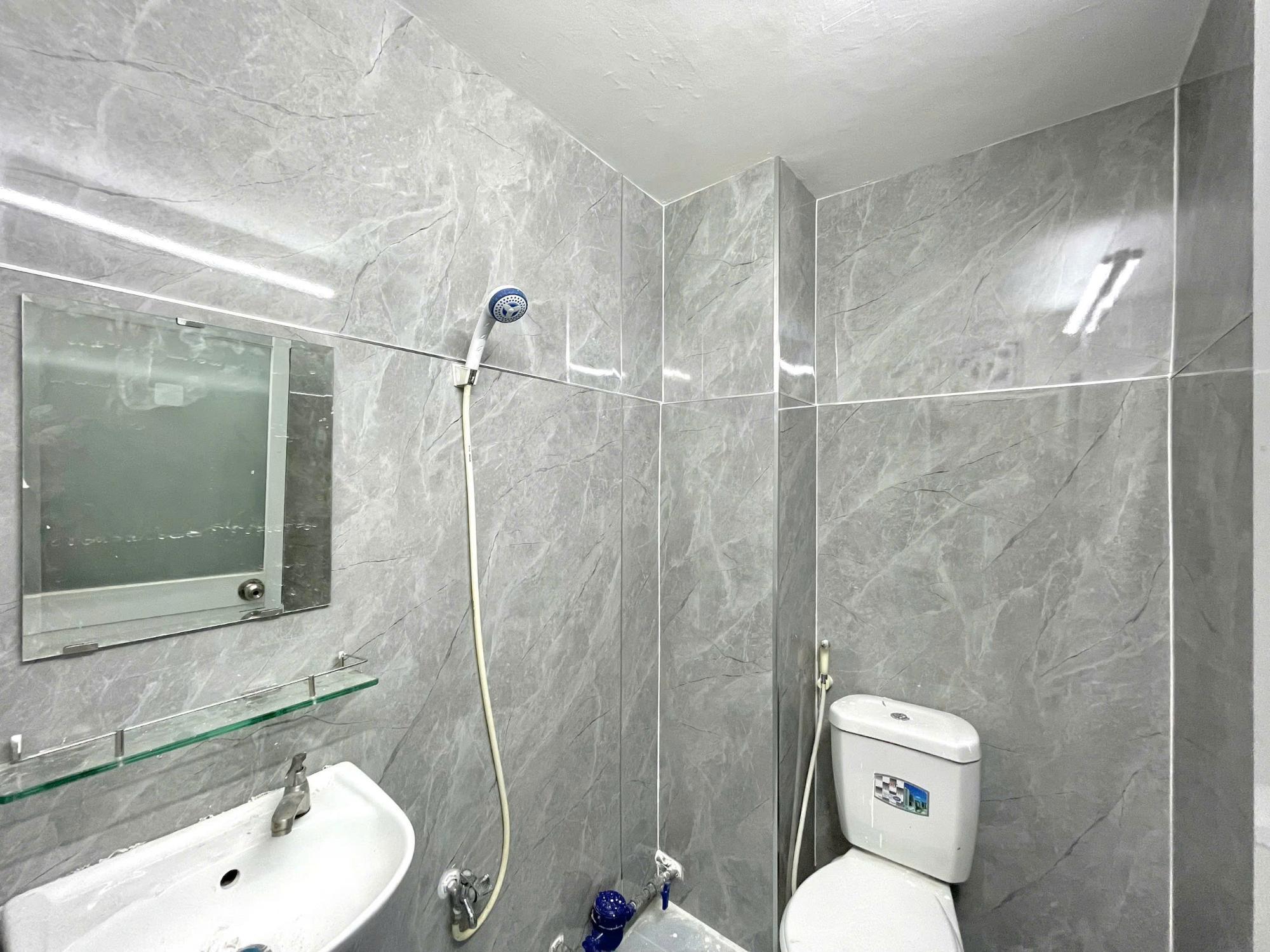 127 NGUYỄN THÁI BÌNH