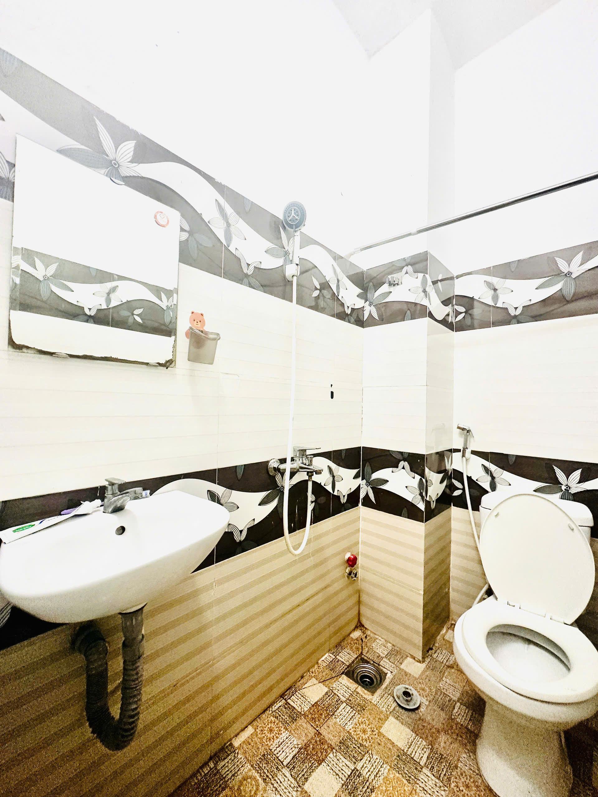 Hình ảnh phòng 2