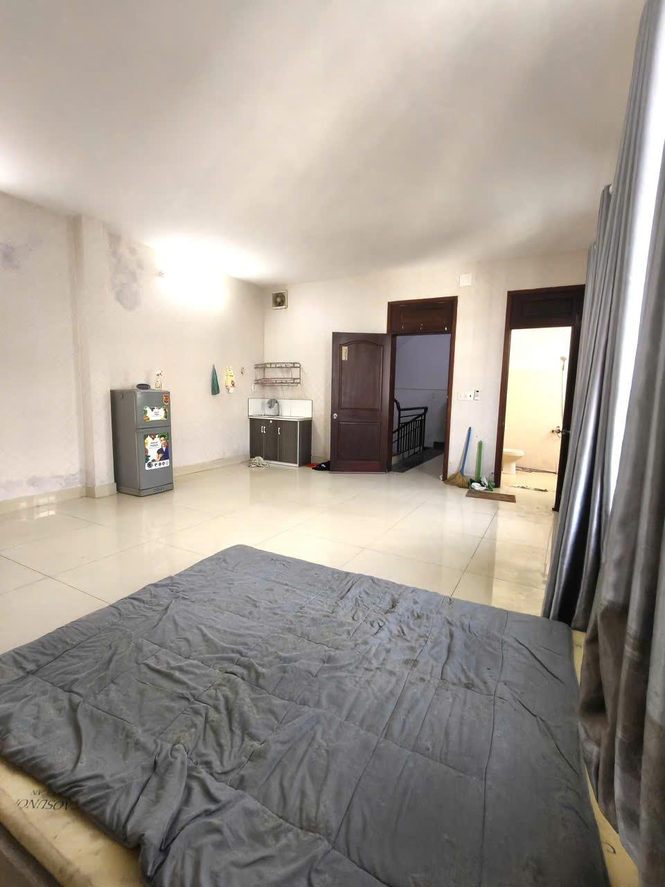 101 NGUYỄN THỊ XINH