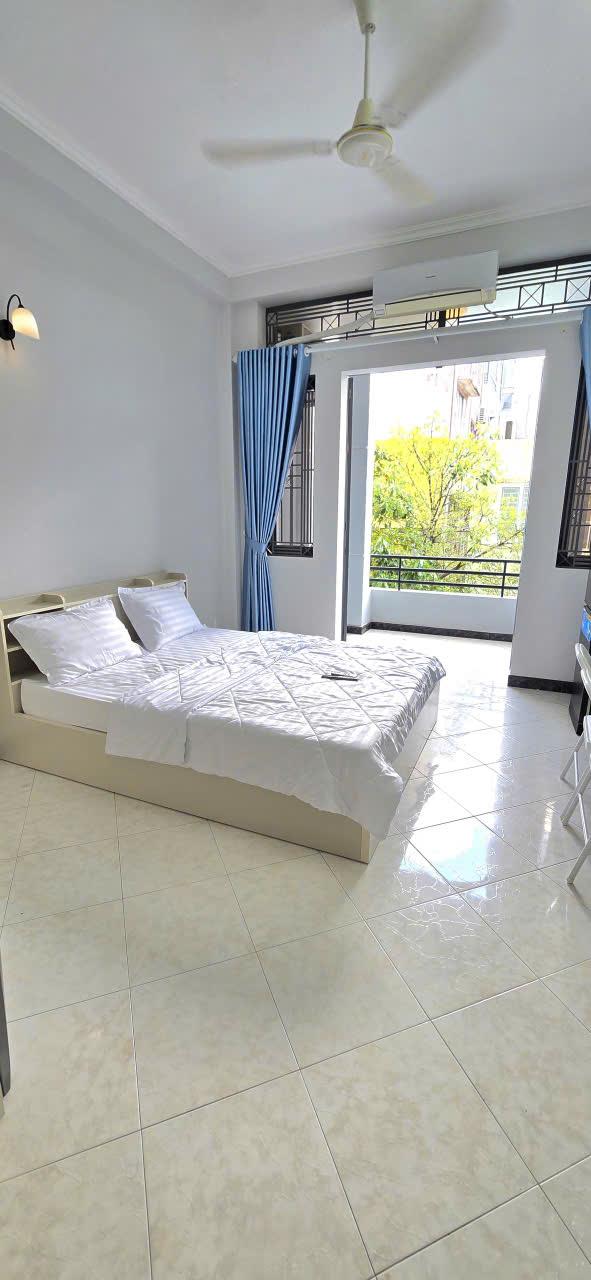 135/1/19 NGUYỄN HỮU CẢNH