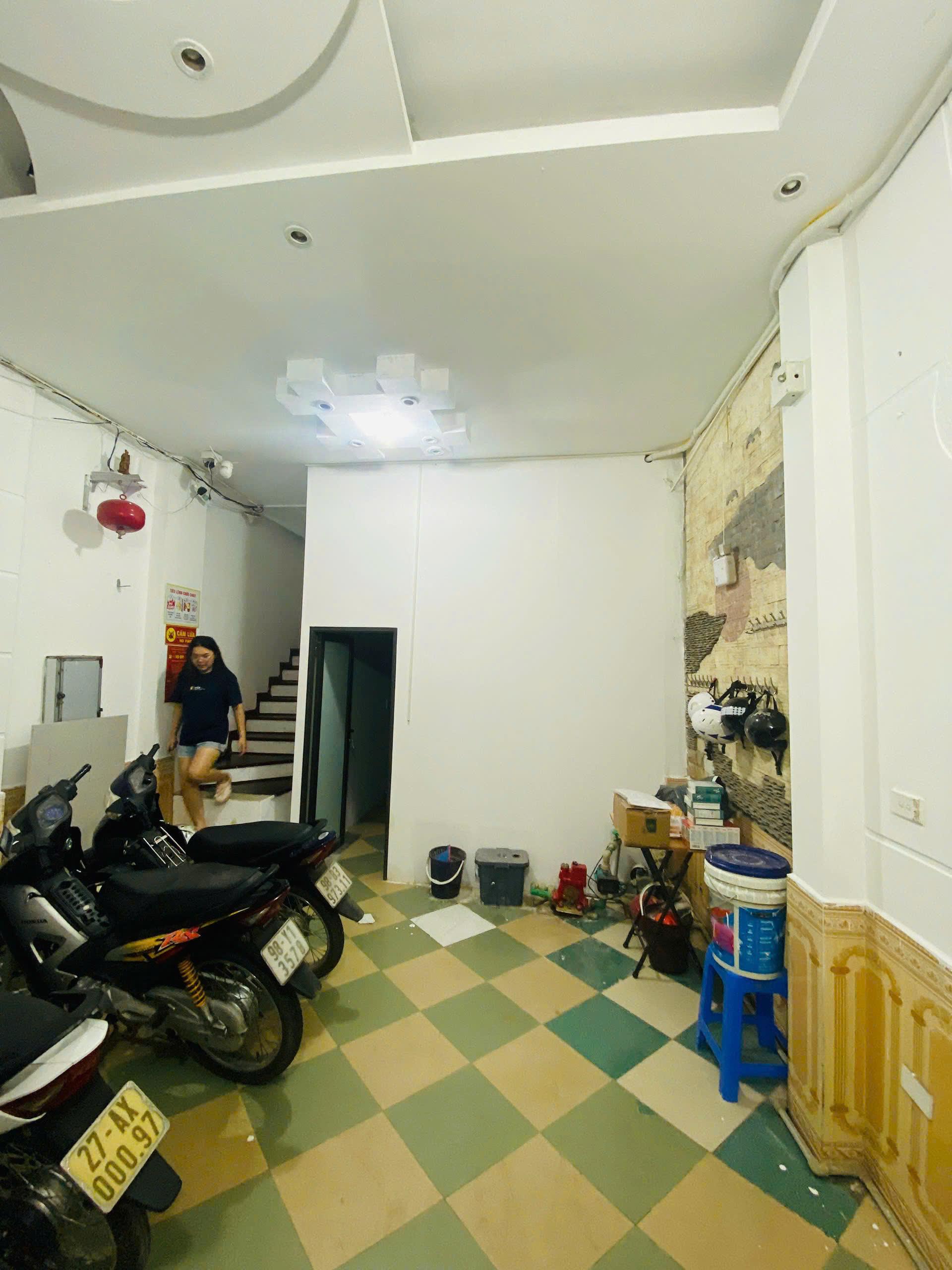 52/91/185 CHÙA LÁNG