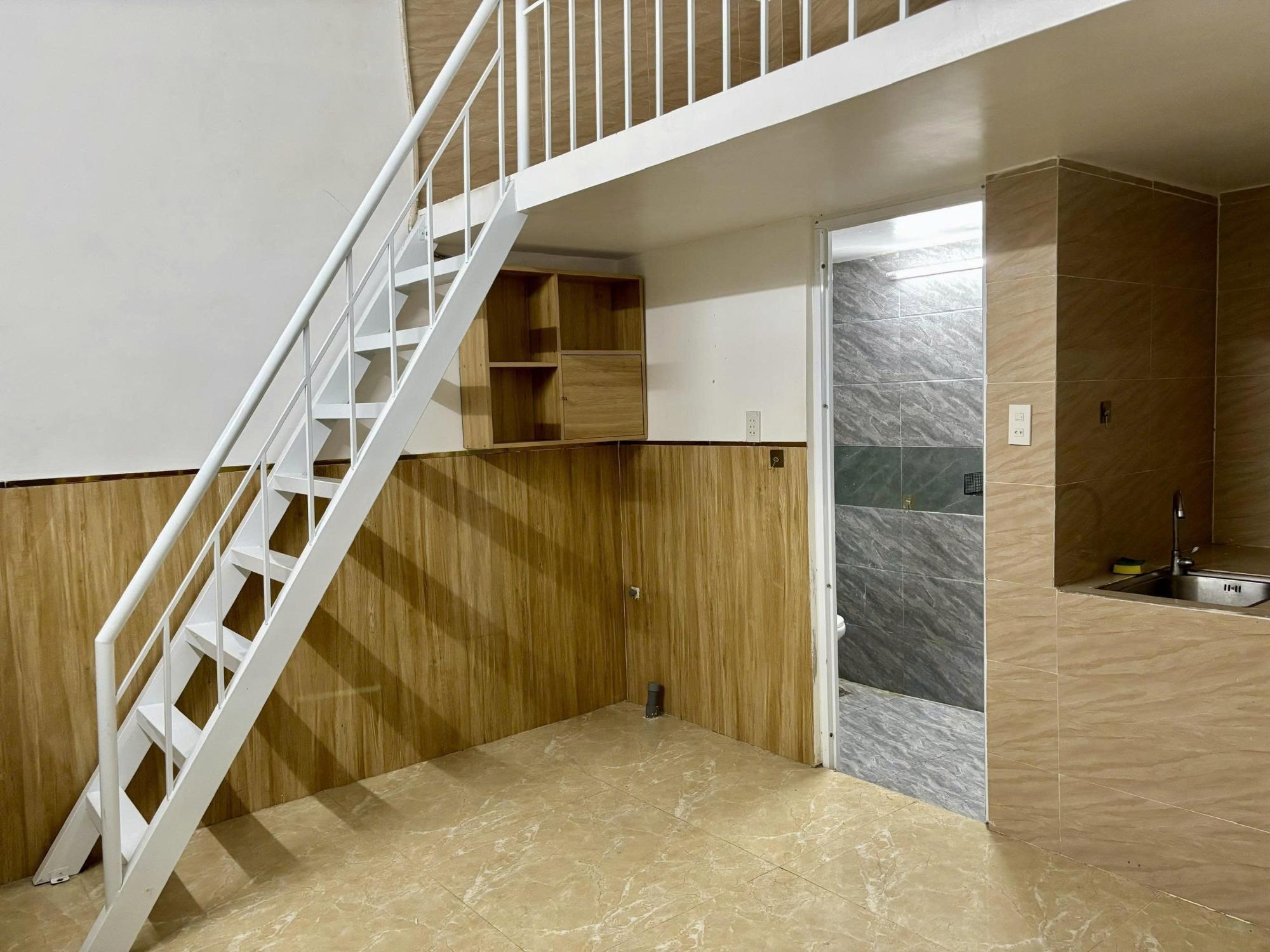 TRỌ TẤN PHÁT - TẠ THỊ PHI