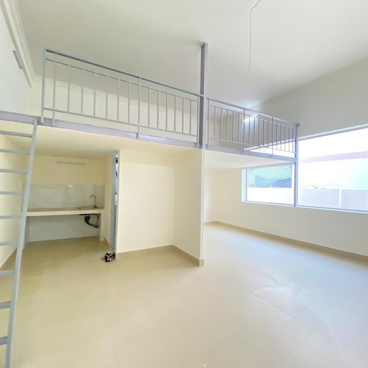 1053 LÊ VĂN LƯƠNG