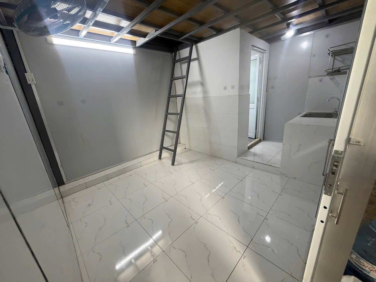 28/9 DƯƠNG ĐỨC HIỀN