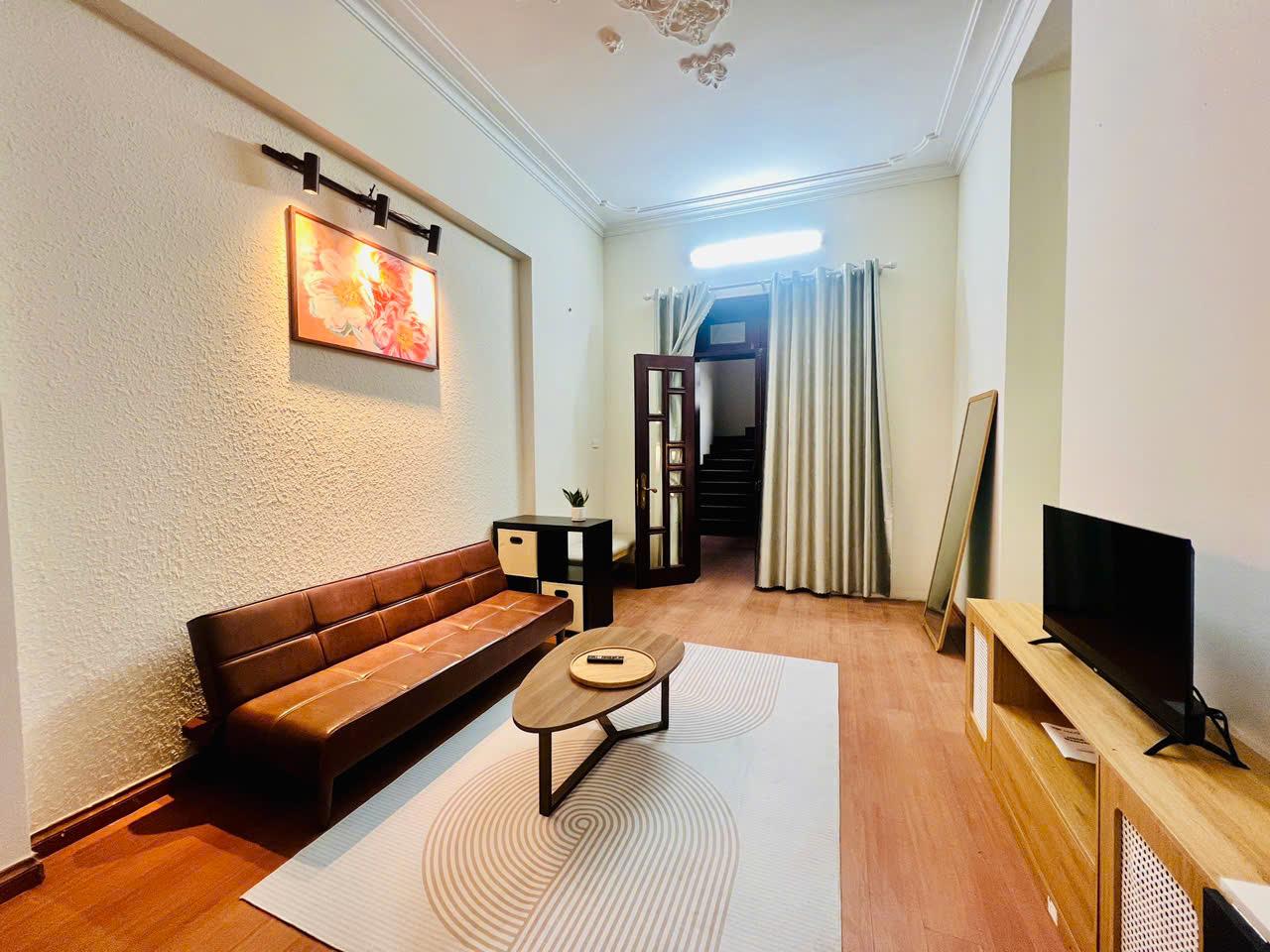 32/137 HOÀNG HOA THÁM