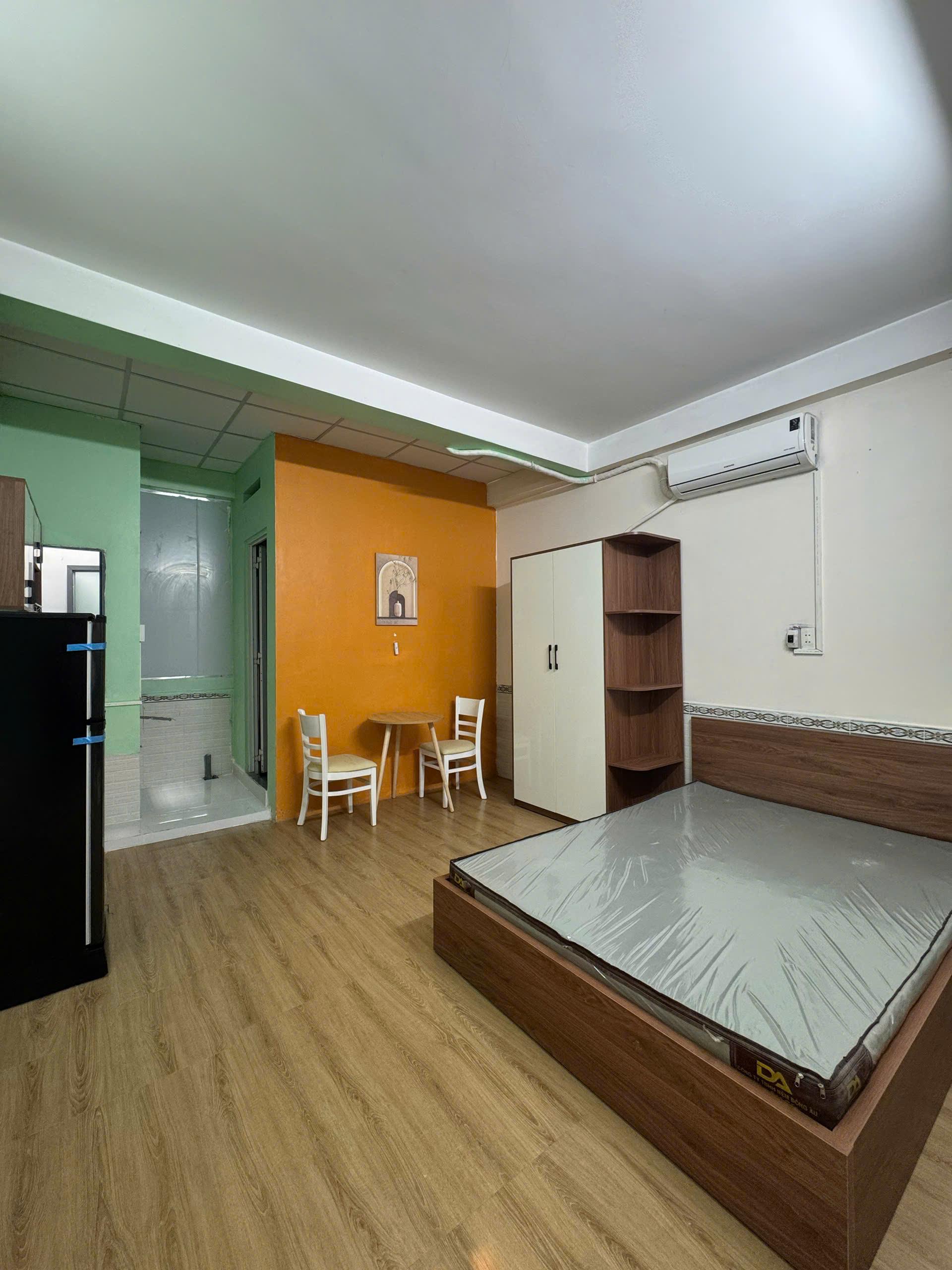 688/24F TÂN KỲ TÂN QUÝ