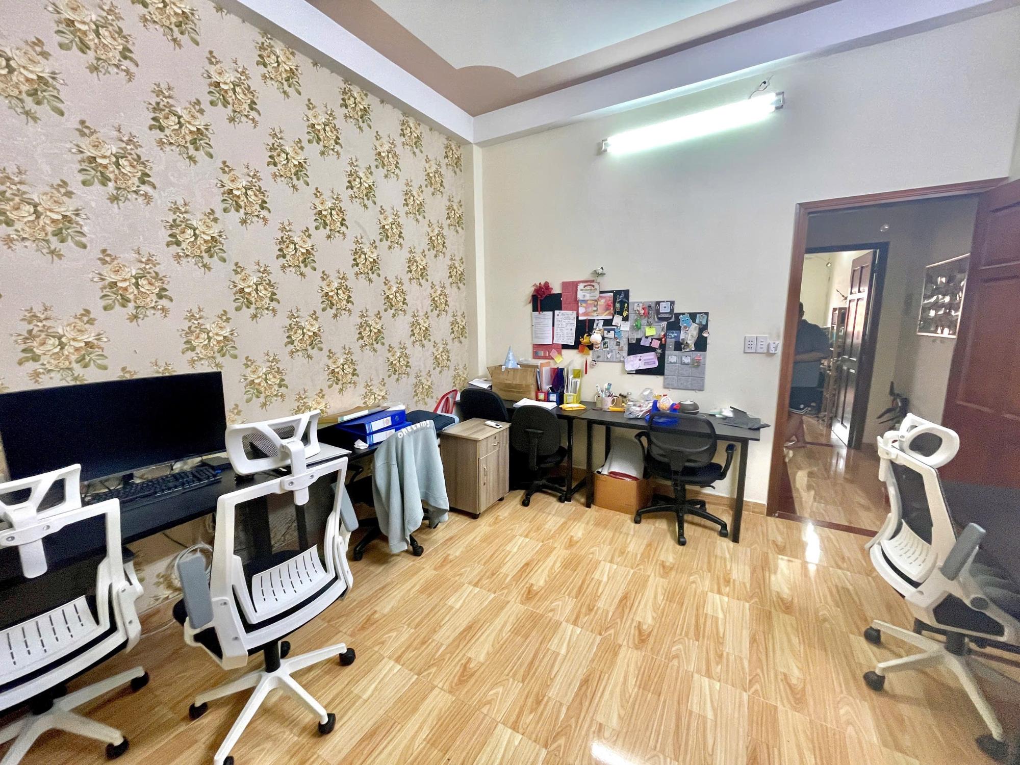 621/39/10 NGUYỄN ẢNH THỦ