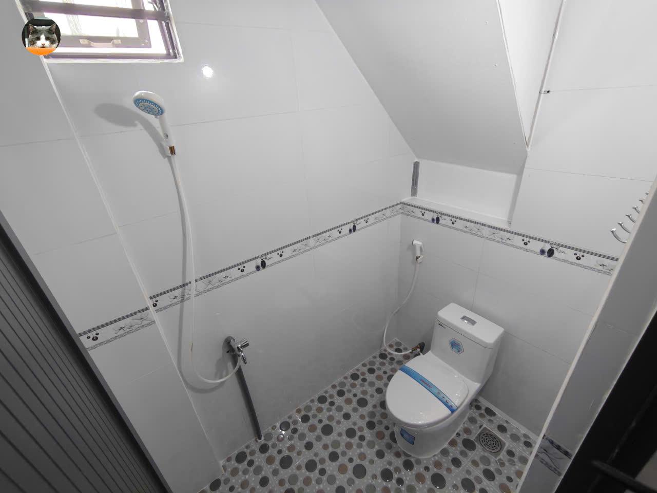 TRỌ HƯNG- NGUYÊN