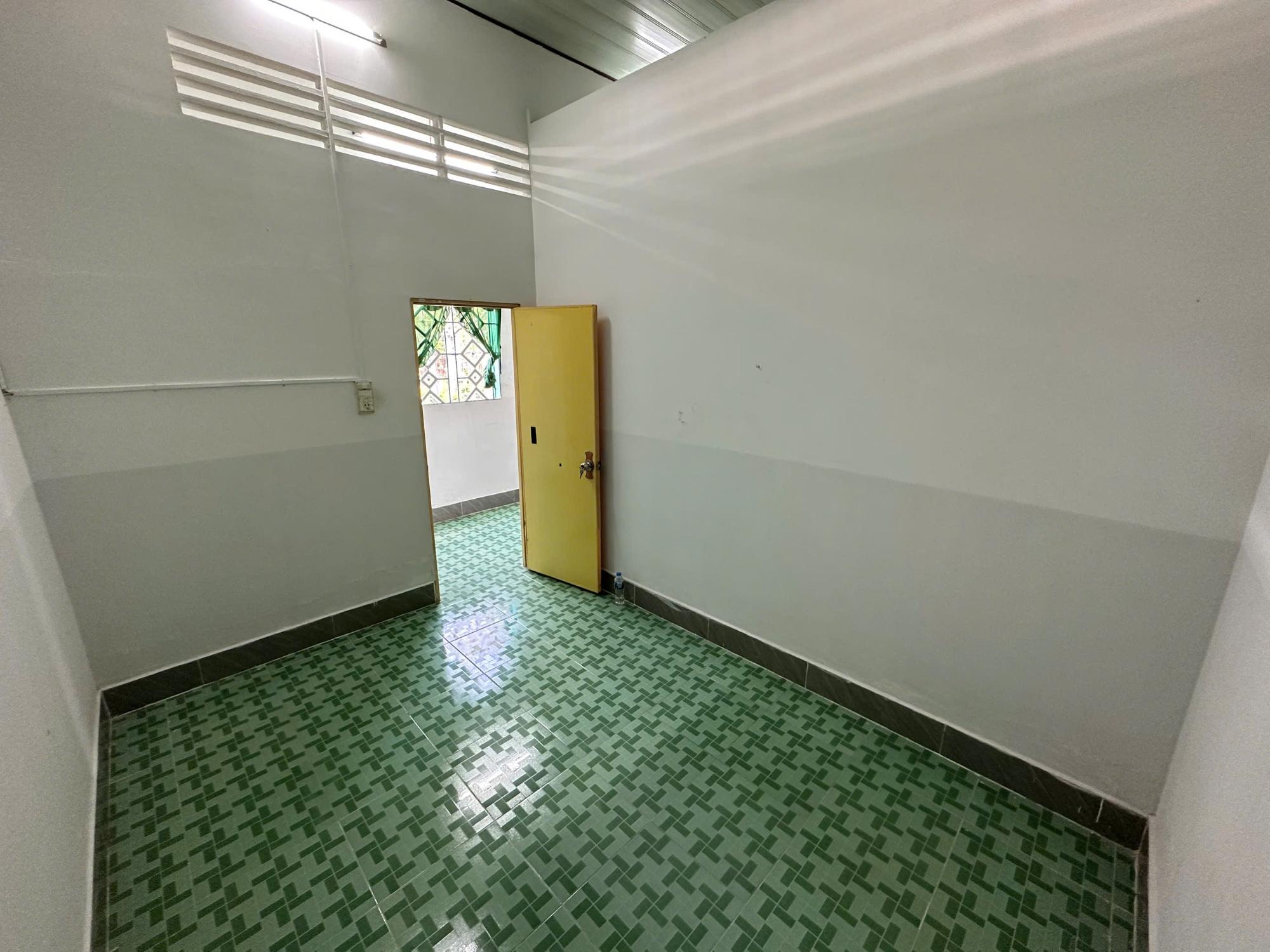 NNC NGUYỄN THỊ TẠO