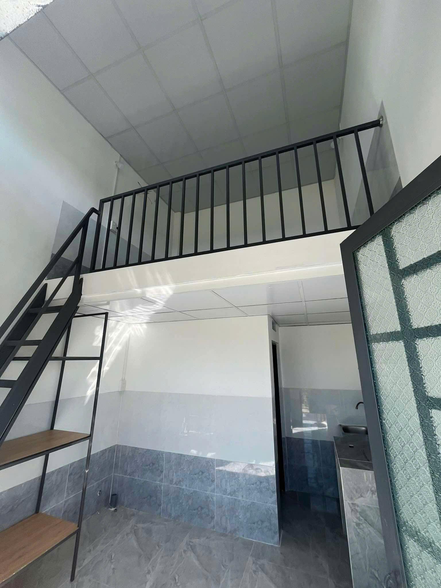 TRỌ CHỊ HƯỞNG- KDC HỒNG LOAN