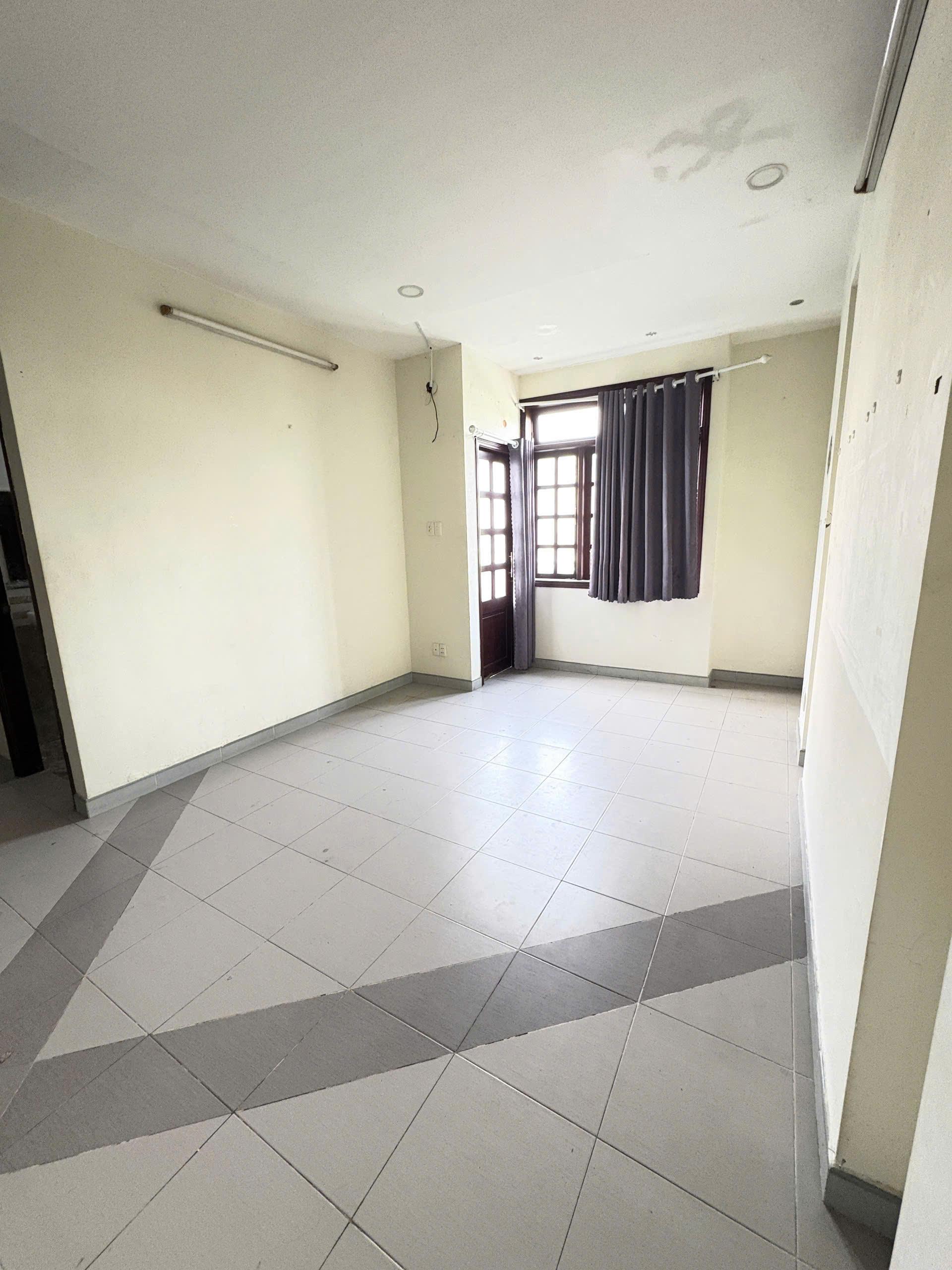 425/13/8 HÀ HUY GIÁP