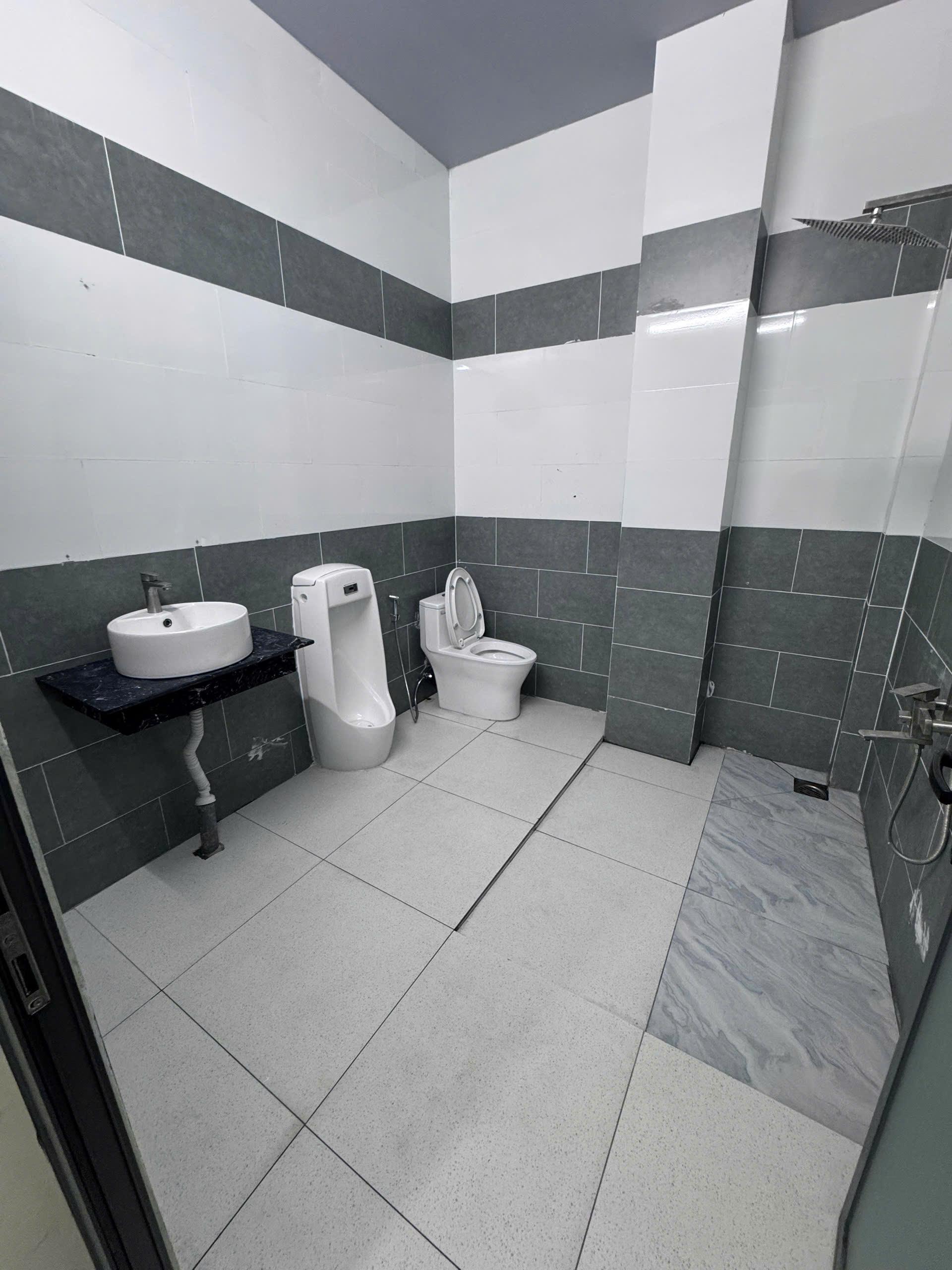 SỐ 2 ĐƯỜNG D11