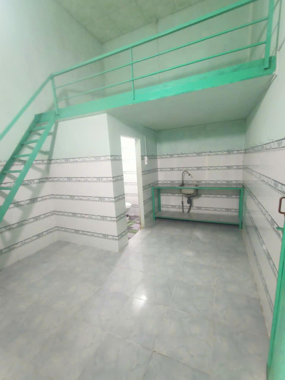 TRỌ TRUNG HIẾU FPT