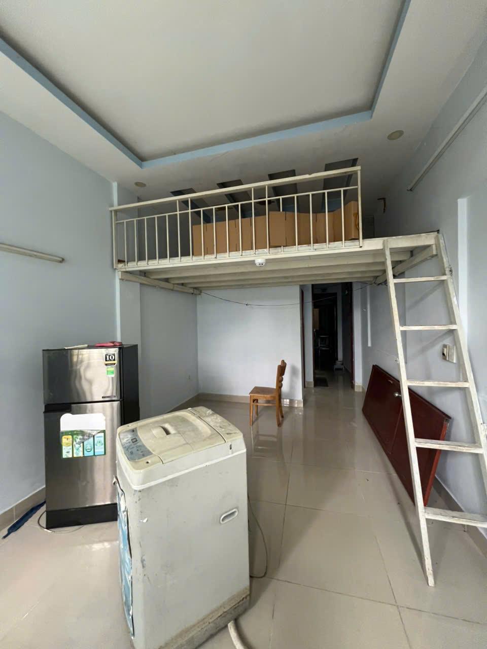 13B VÕ HOÀNH